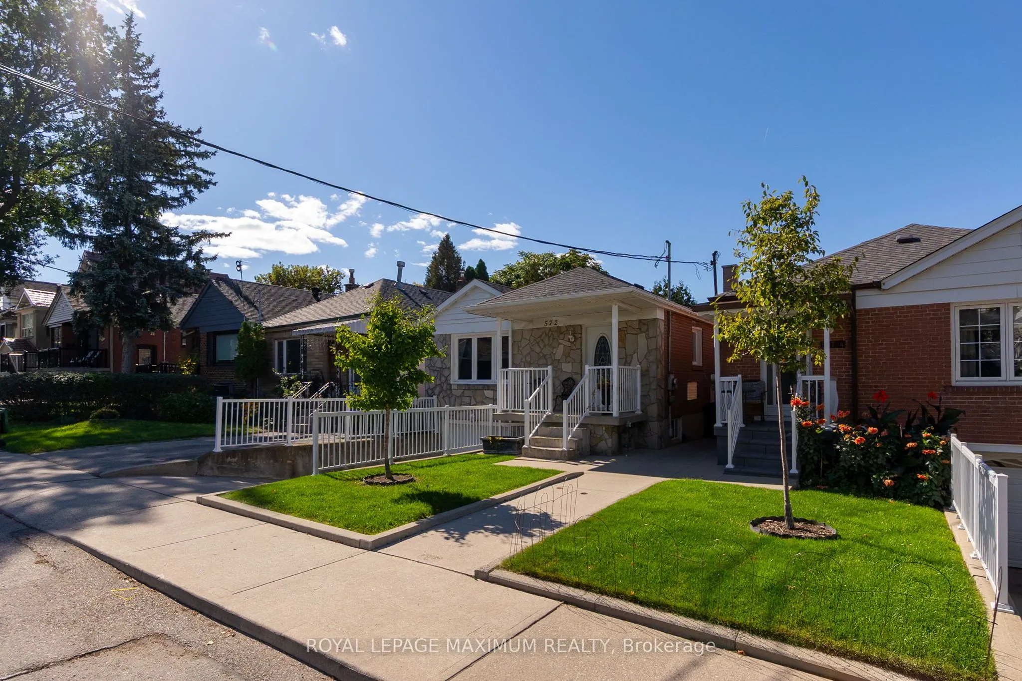 572 Northcliffe Boulevard