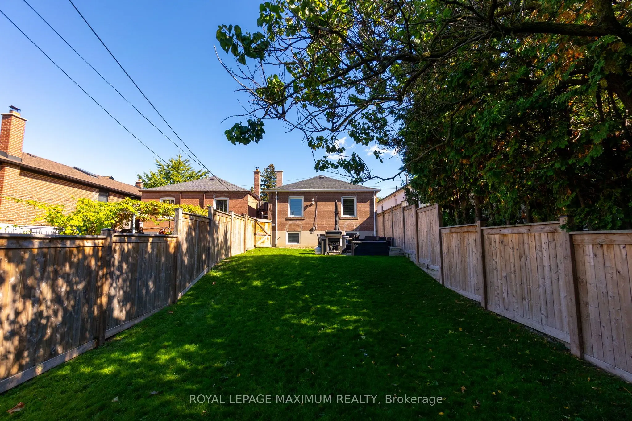 572 Northcliffe Boulevard