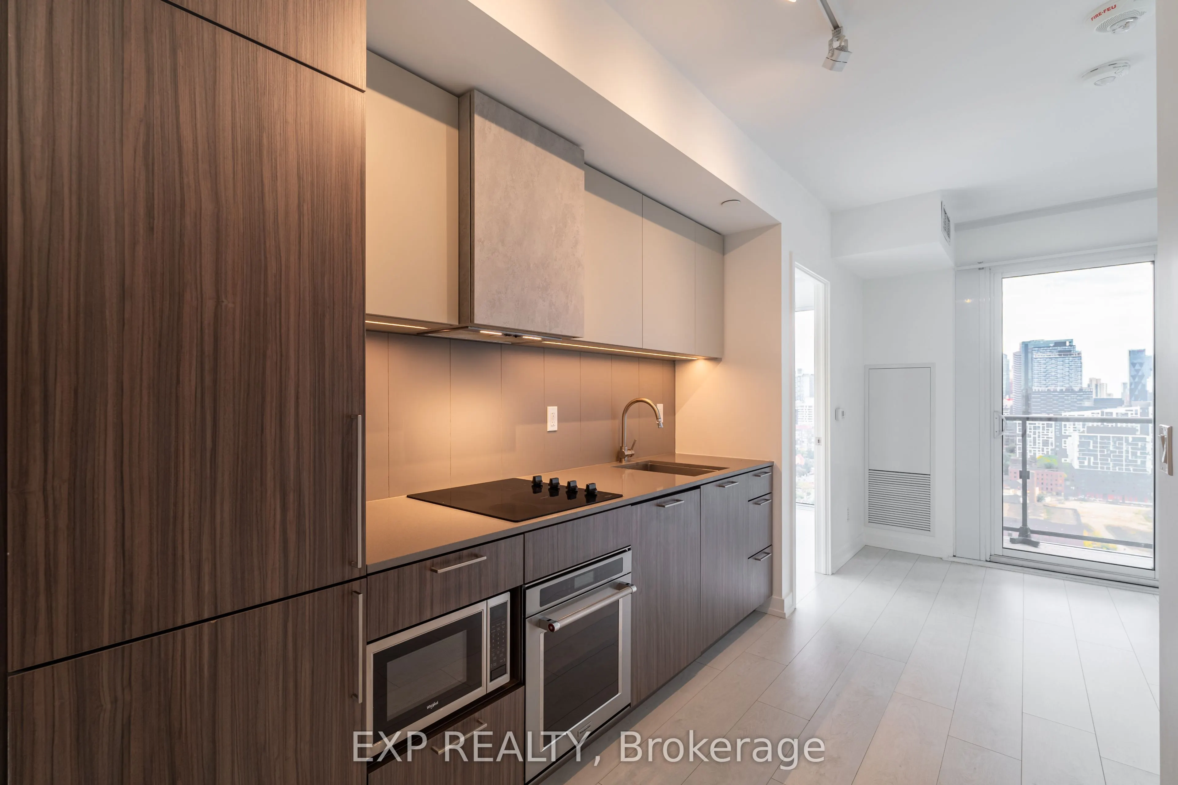 19 Western Battery Road, #2719
