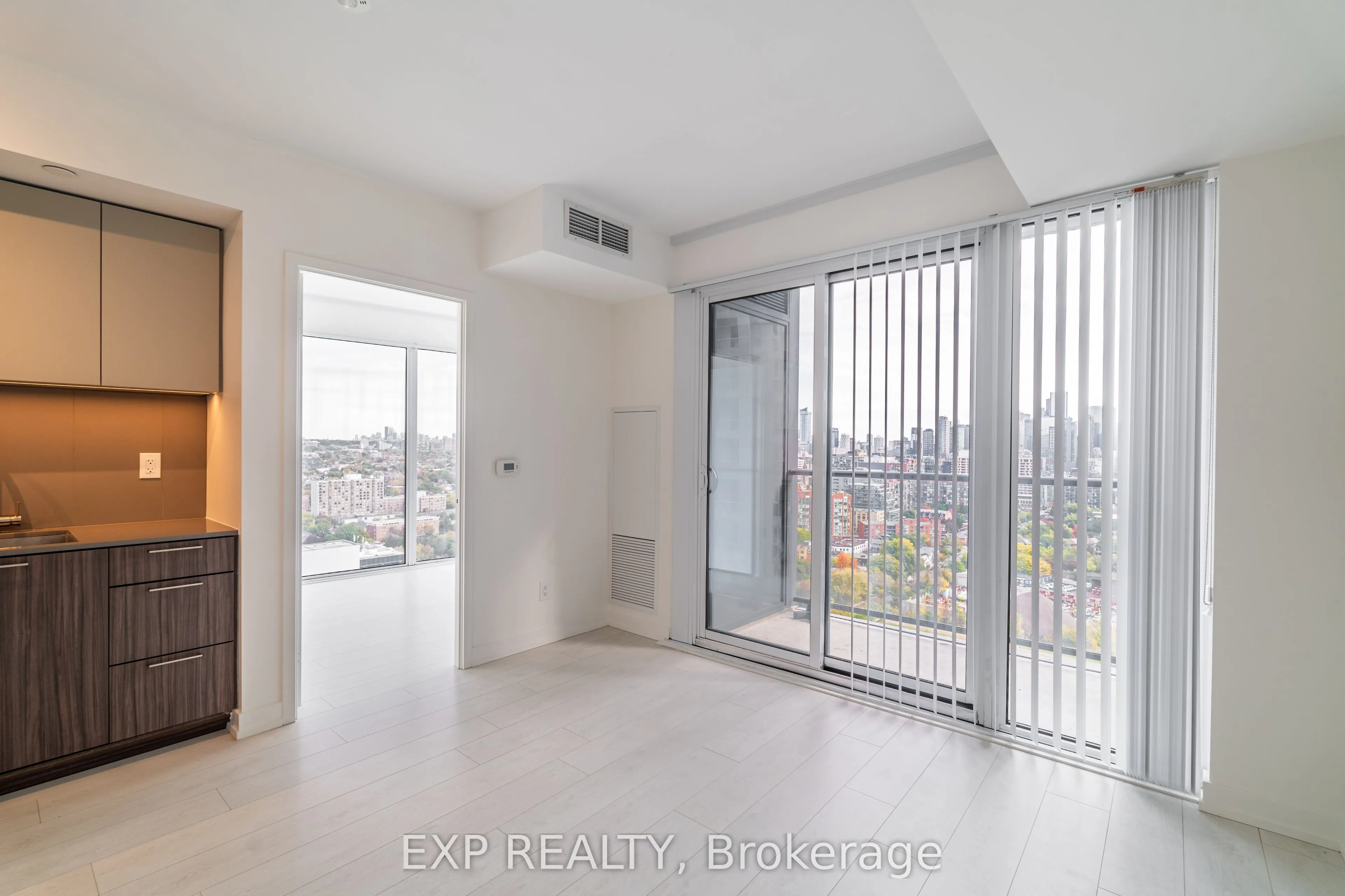 19 Western Battery Road, #2719