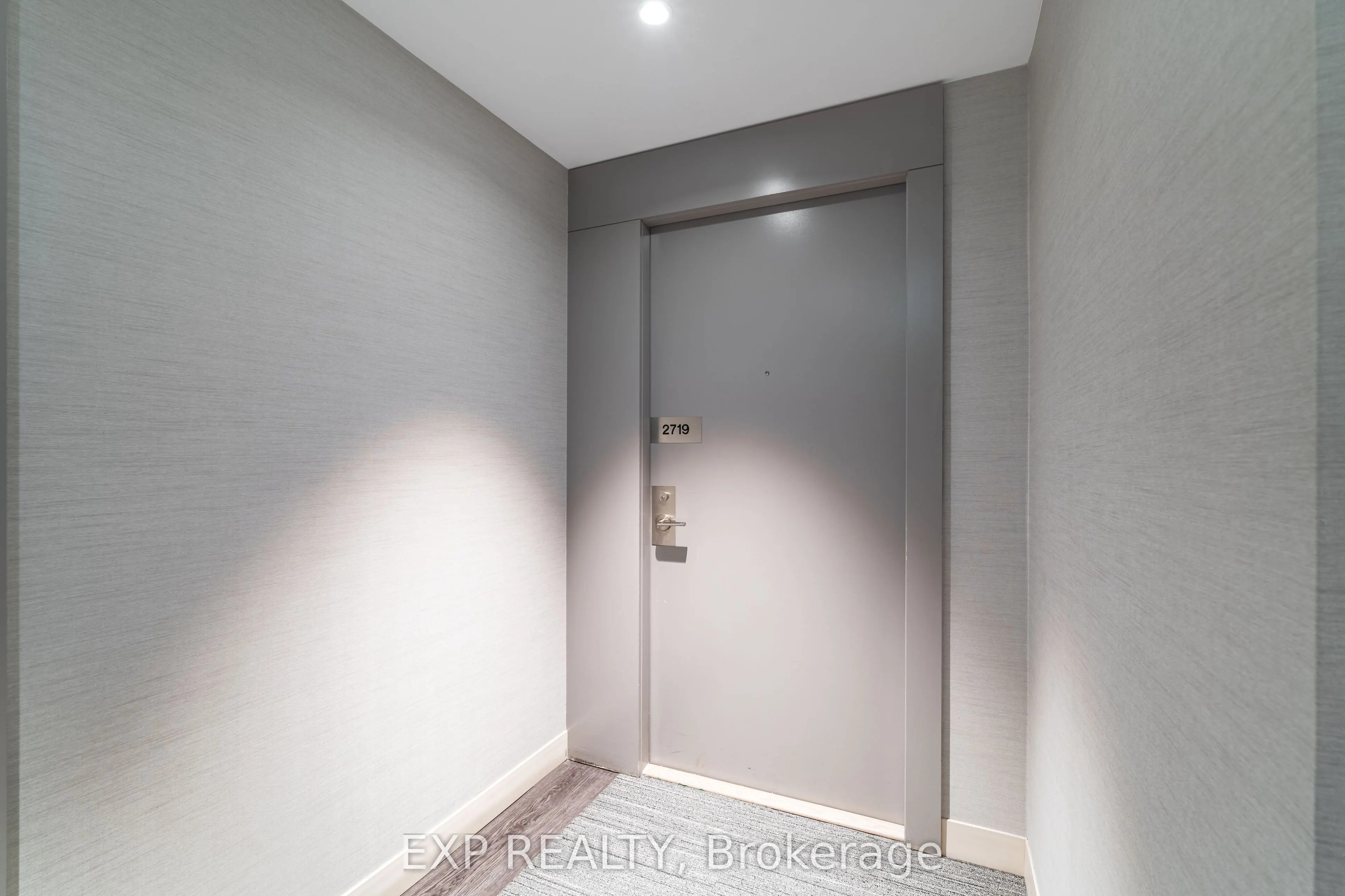 19 Western Battery Road, #2719