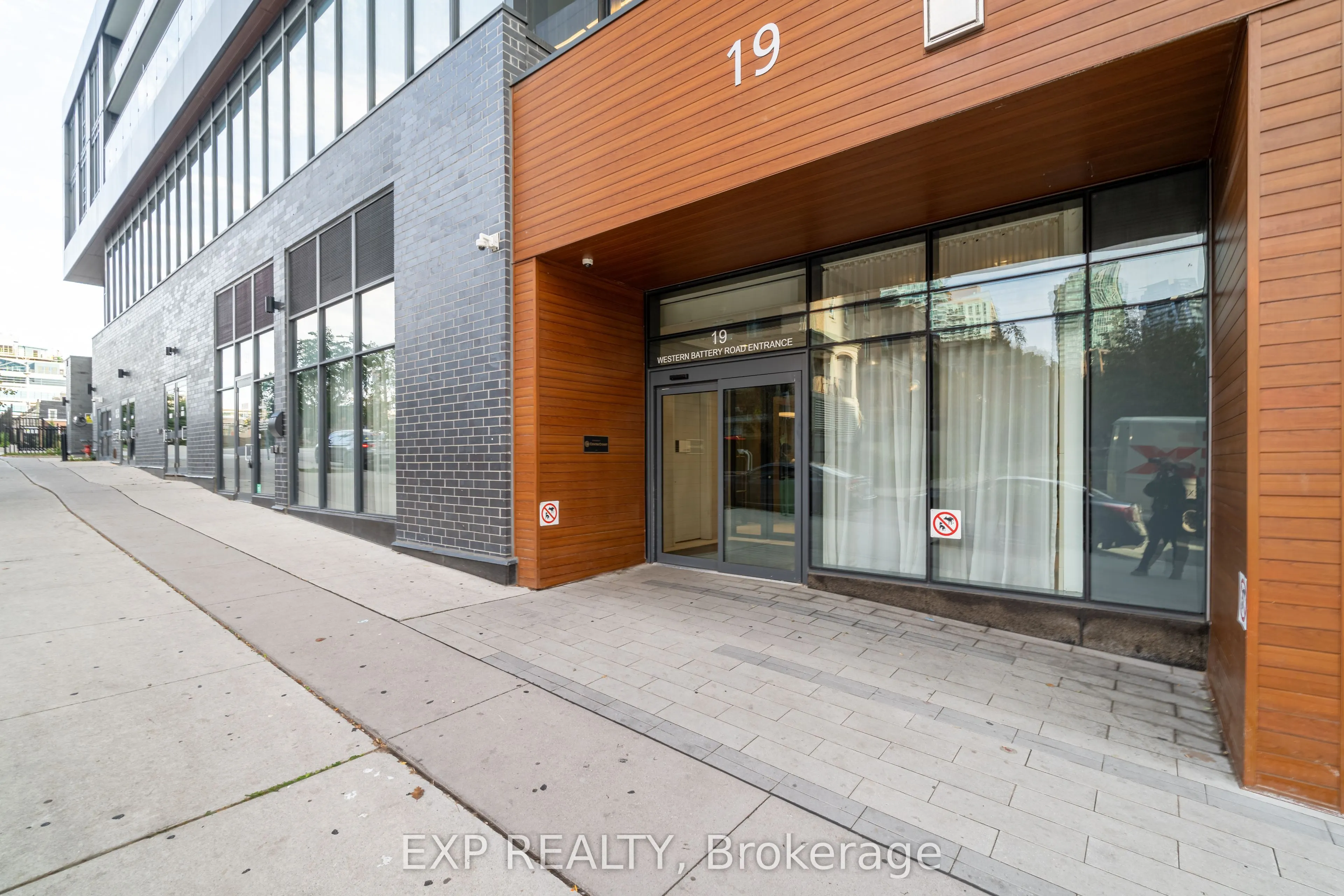 19 Western Battery Road, #2719