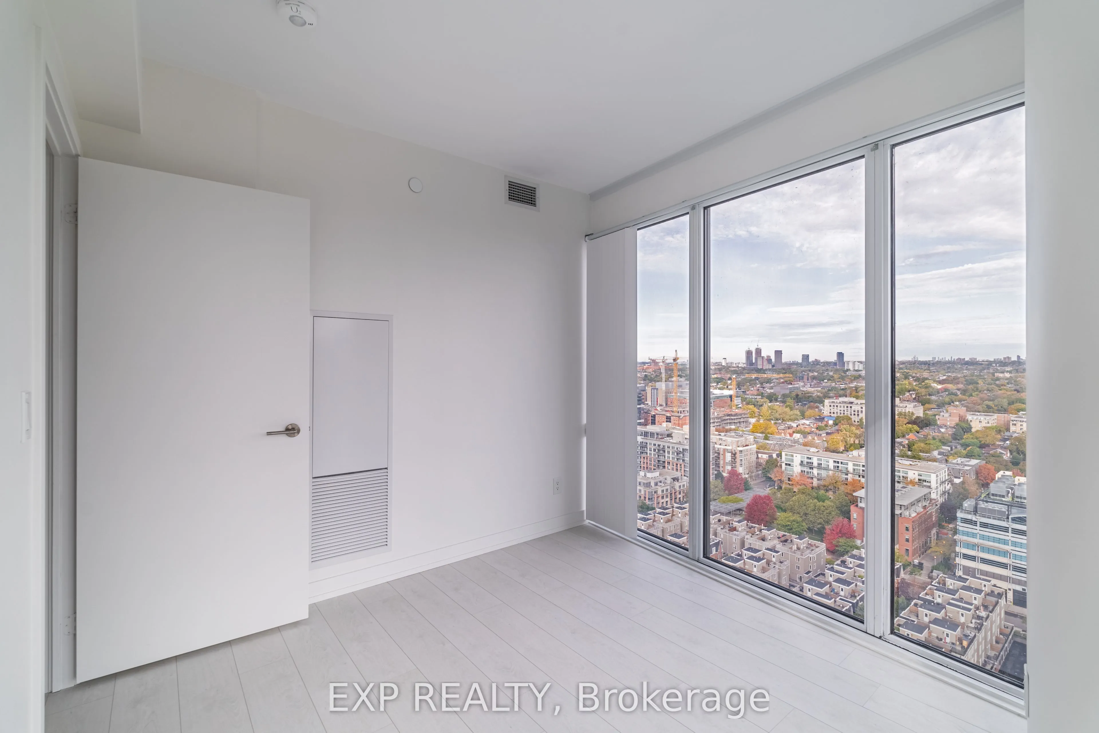 19 Western Battery Road, #2719