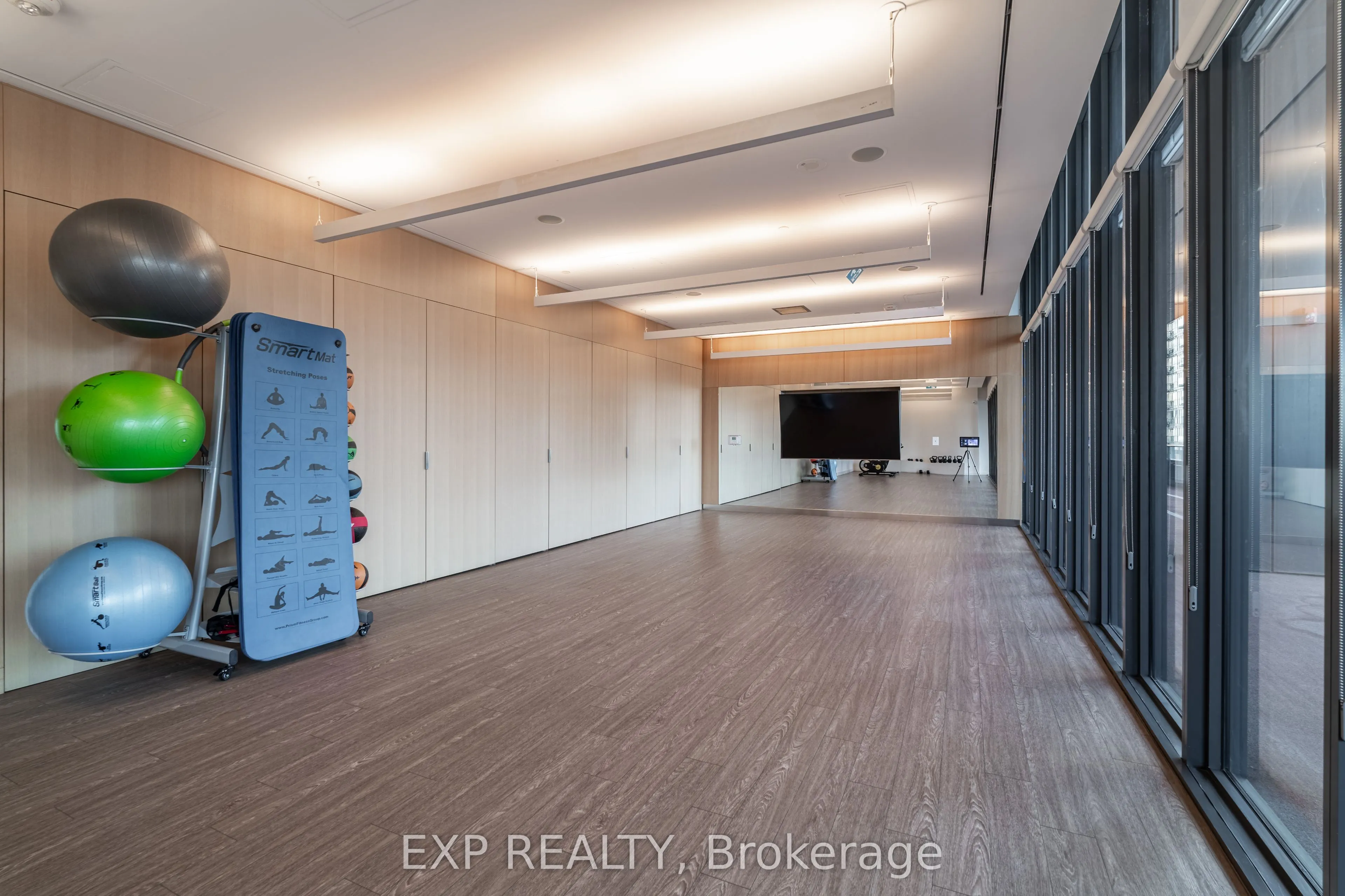 19 Western Battery Road, #2719