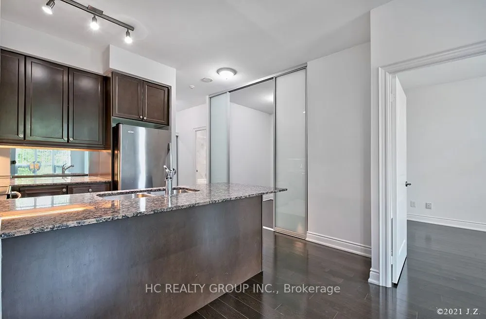 20 Bloorview Place, #201