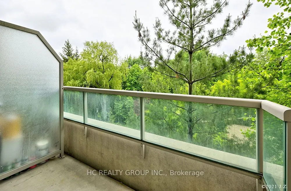 20 Bloorview Place, #201