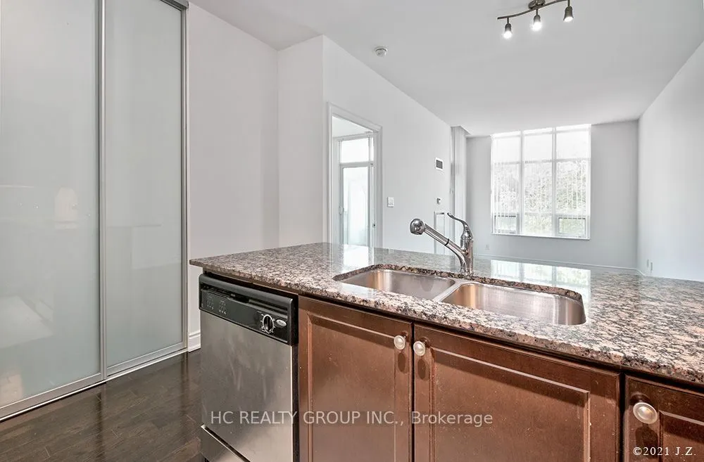 20 Bloorview Place, #201