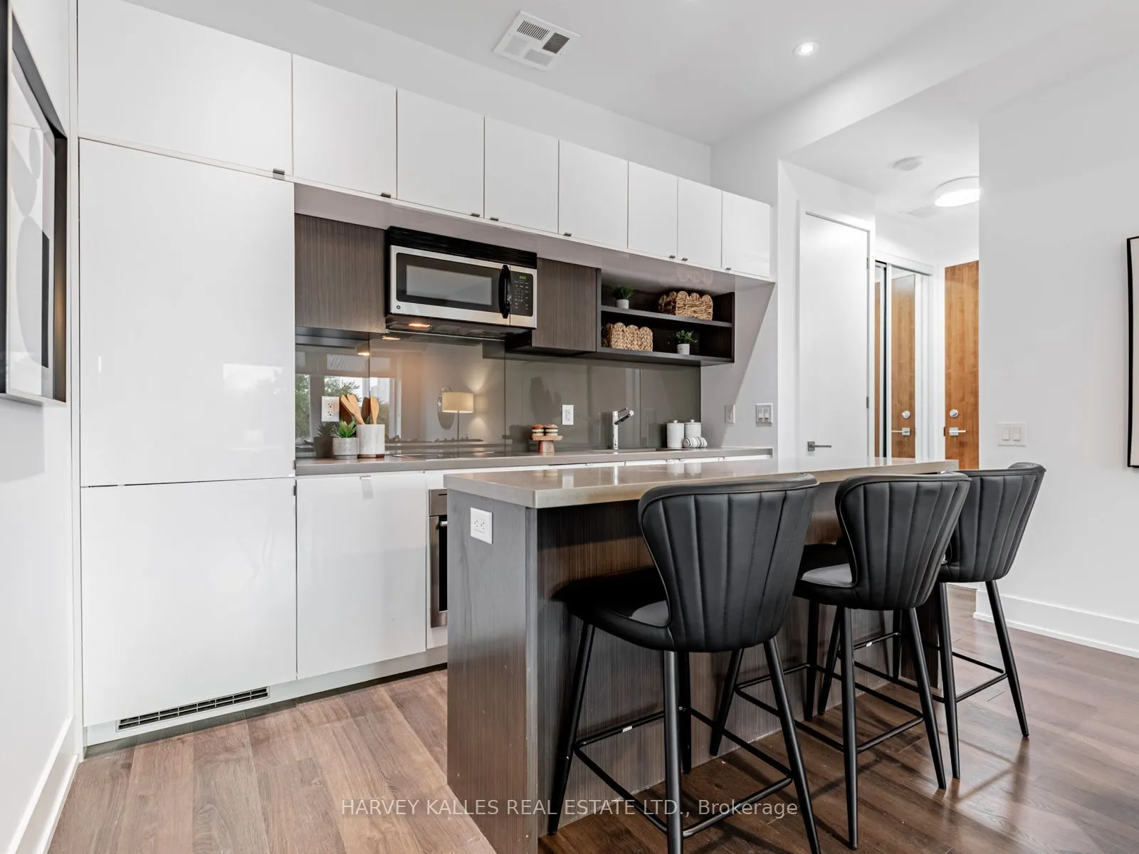 111 St Clair Avenue W, #419
