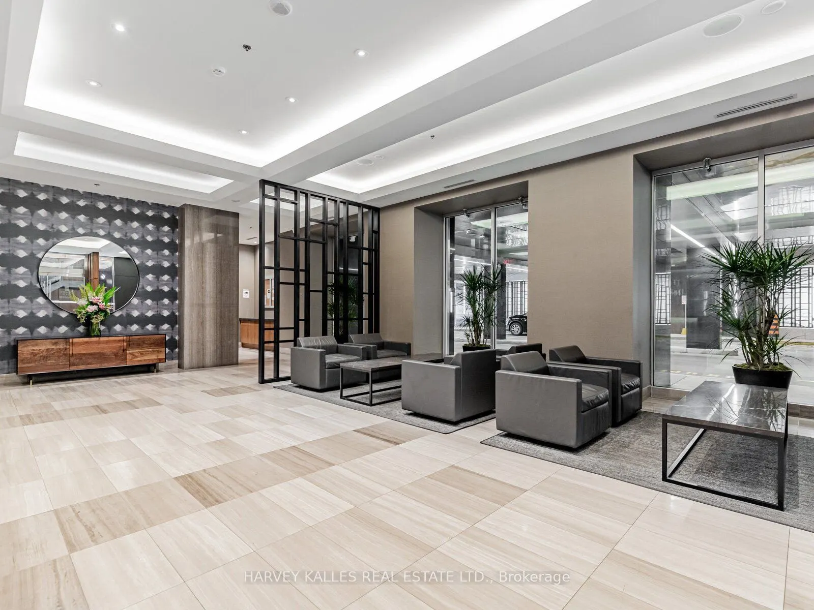 111 St Clair Avenue W, #419