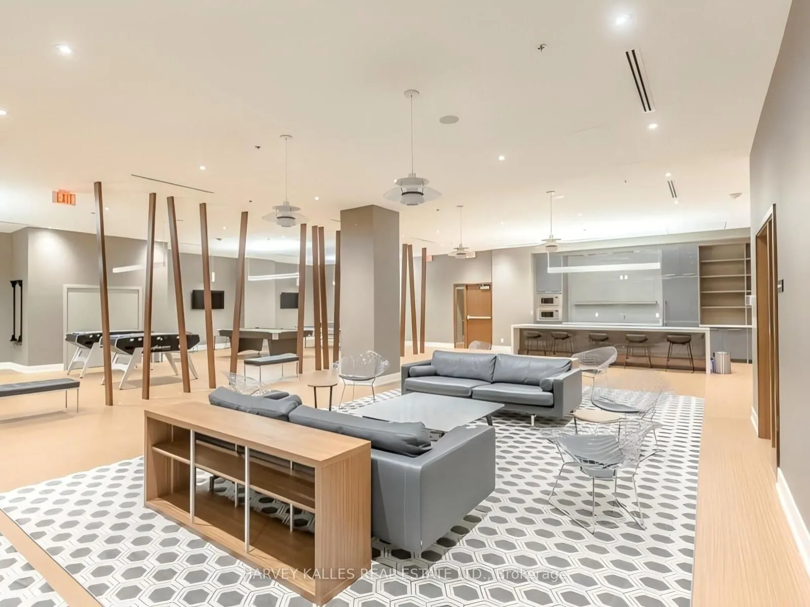 111 St Clair Avenue W, #419