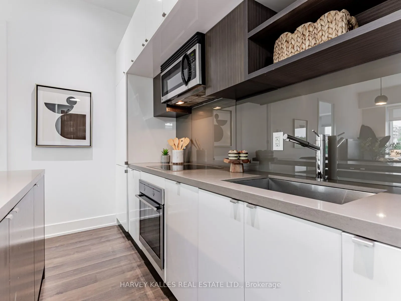 111 St Clair Avenue W, #419