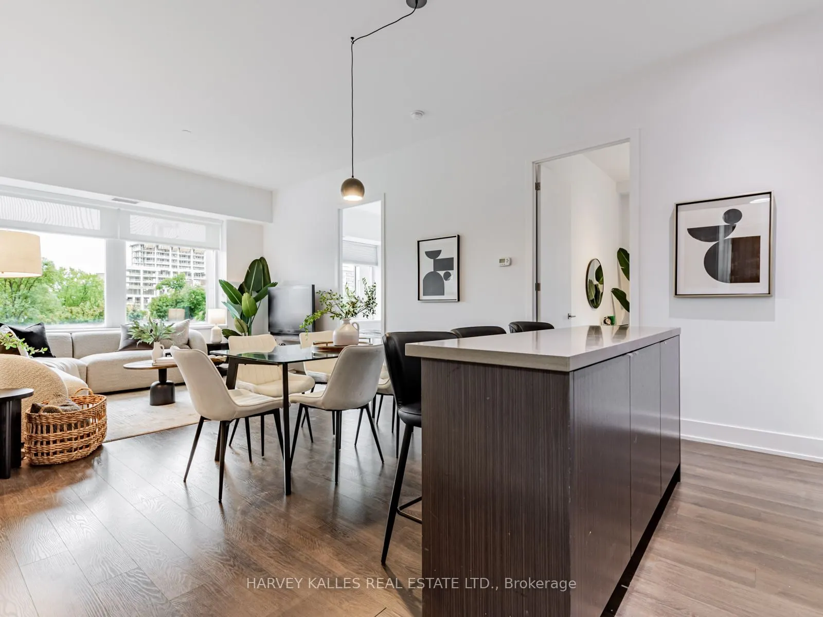 111 St Clair Avenue W, #419