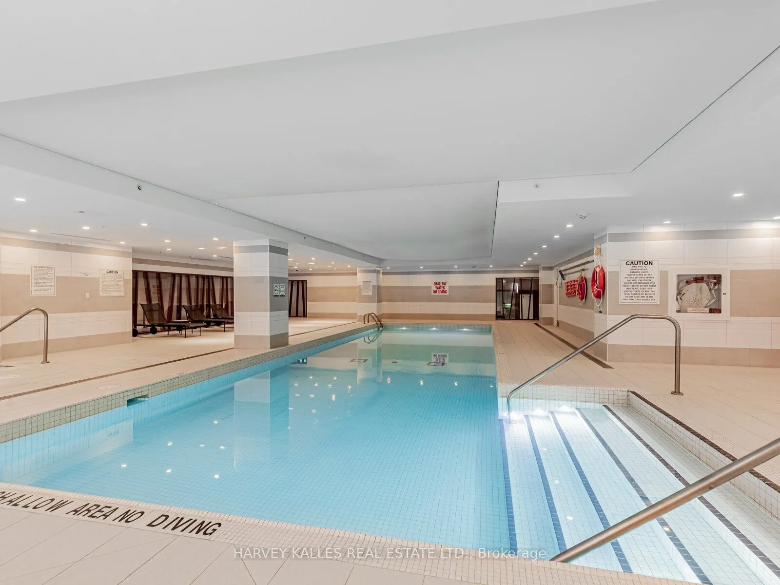 111 St Clair Avenue W, #419