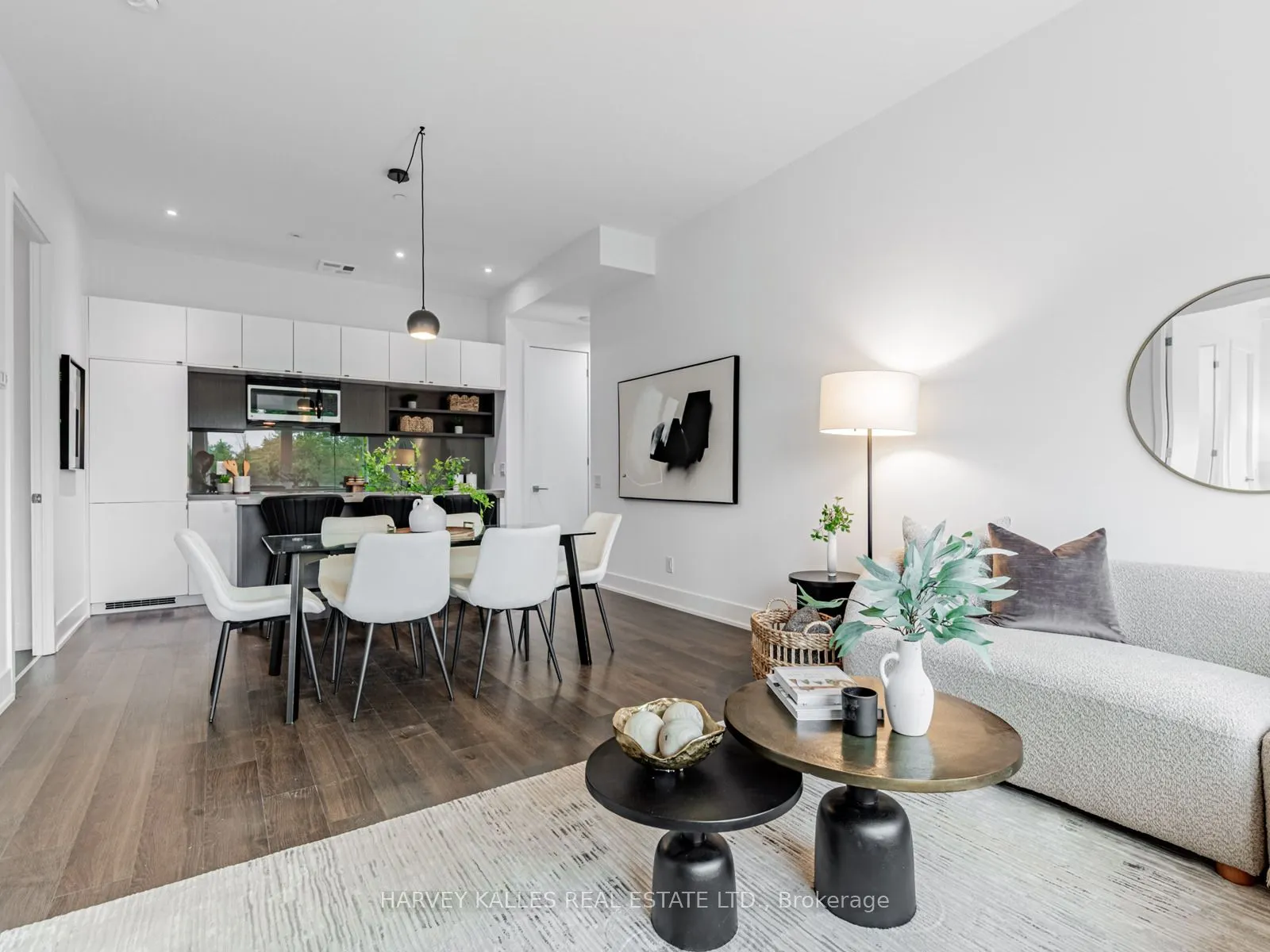 111 St Clair Avenue W, #419