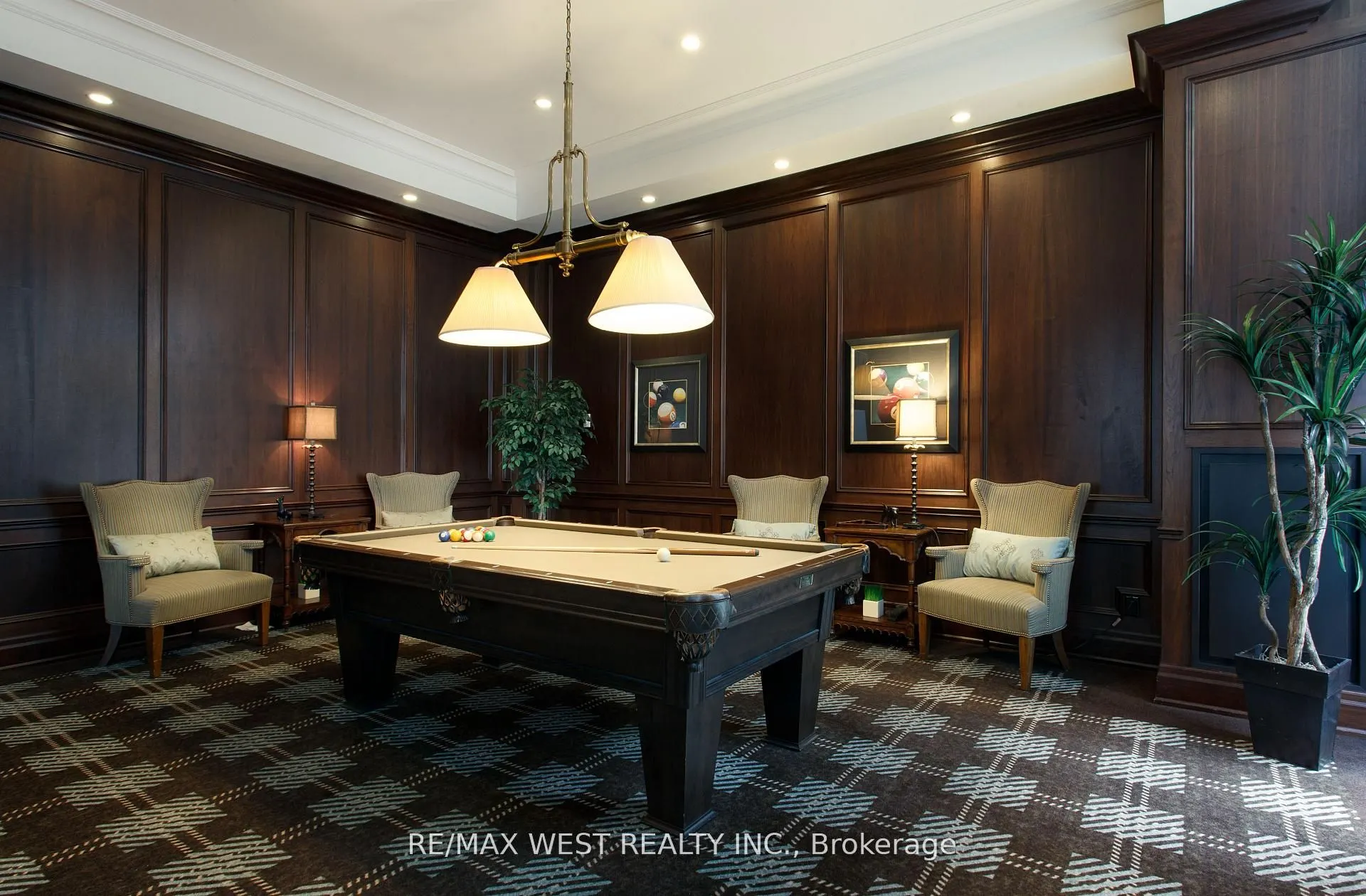 15 Rean Drive, #407
