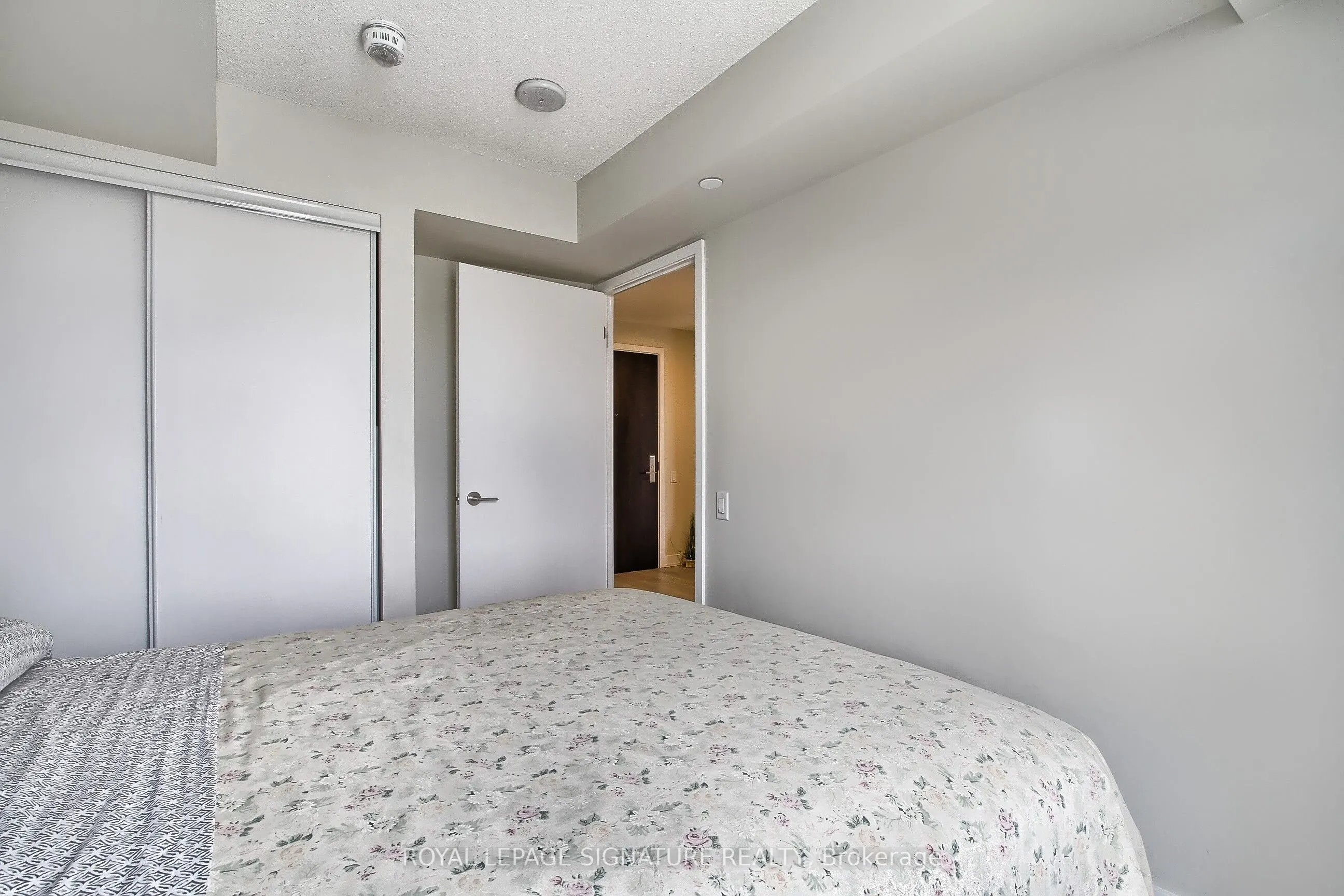 38 Monte Kwinter Court, #810