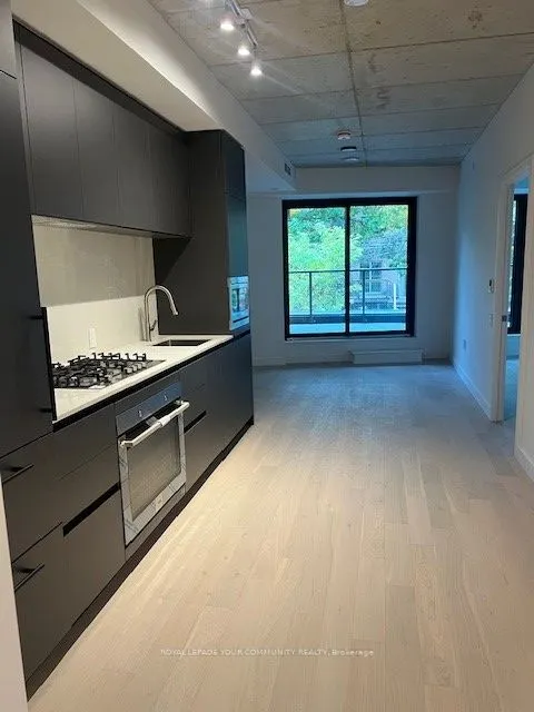 1720 Bayview Avenue, #219