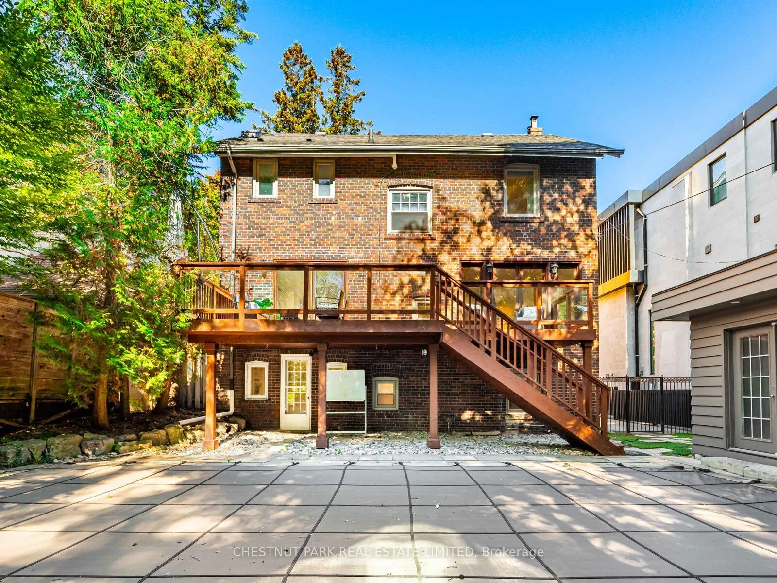 21 Cortleigh Boulevard