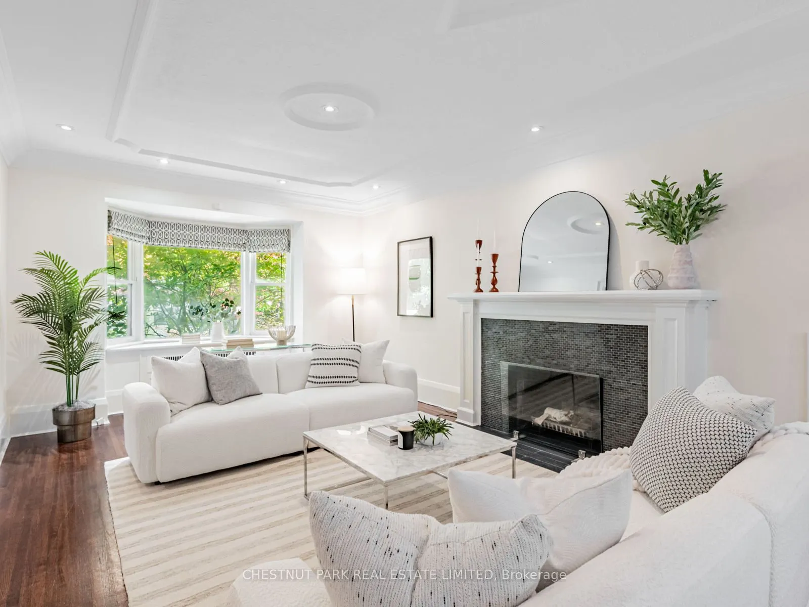 21 Cortleigh Boulevard