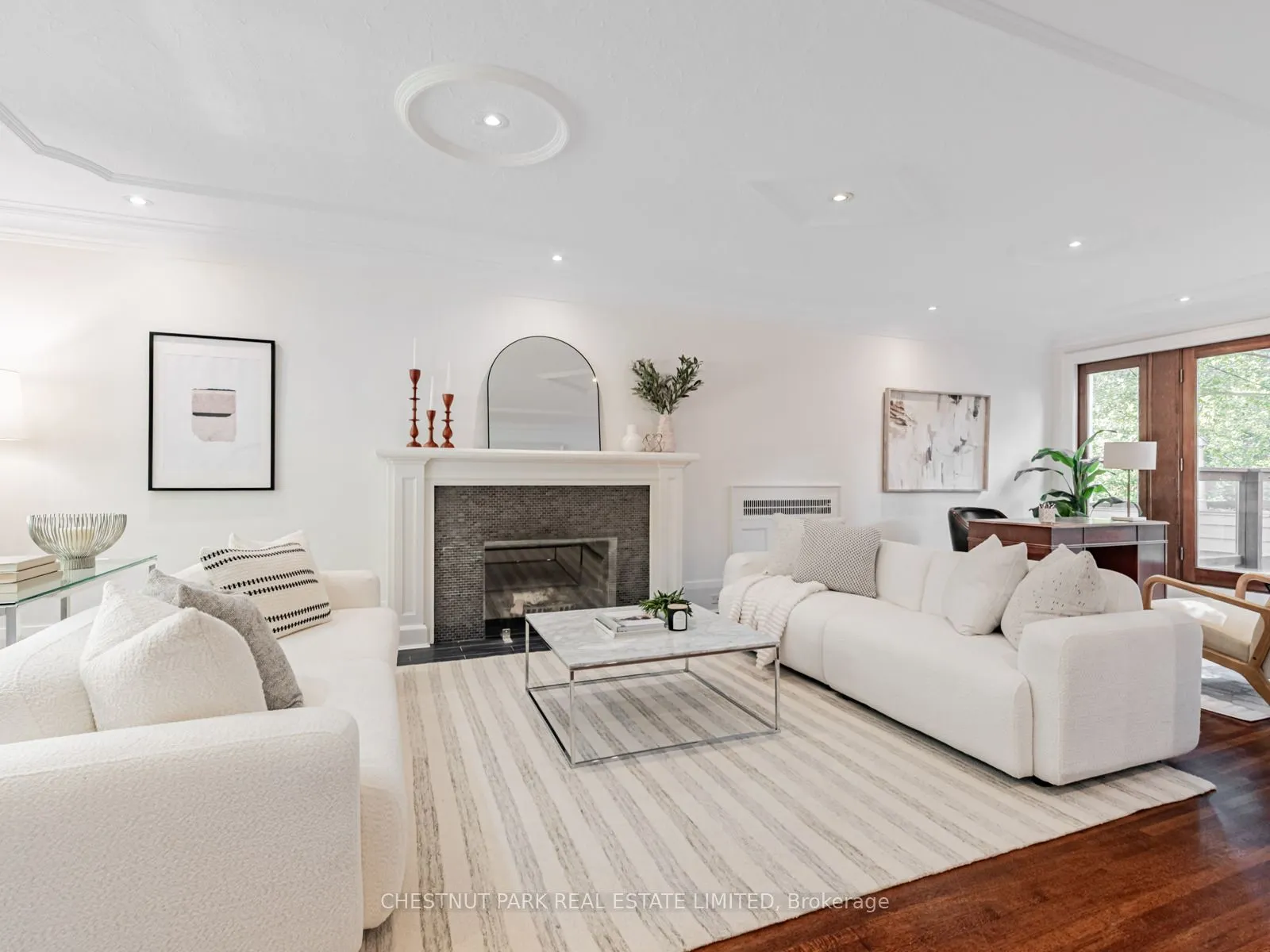 21 Cortleigh Boulevard