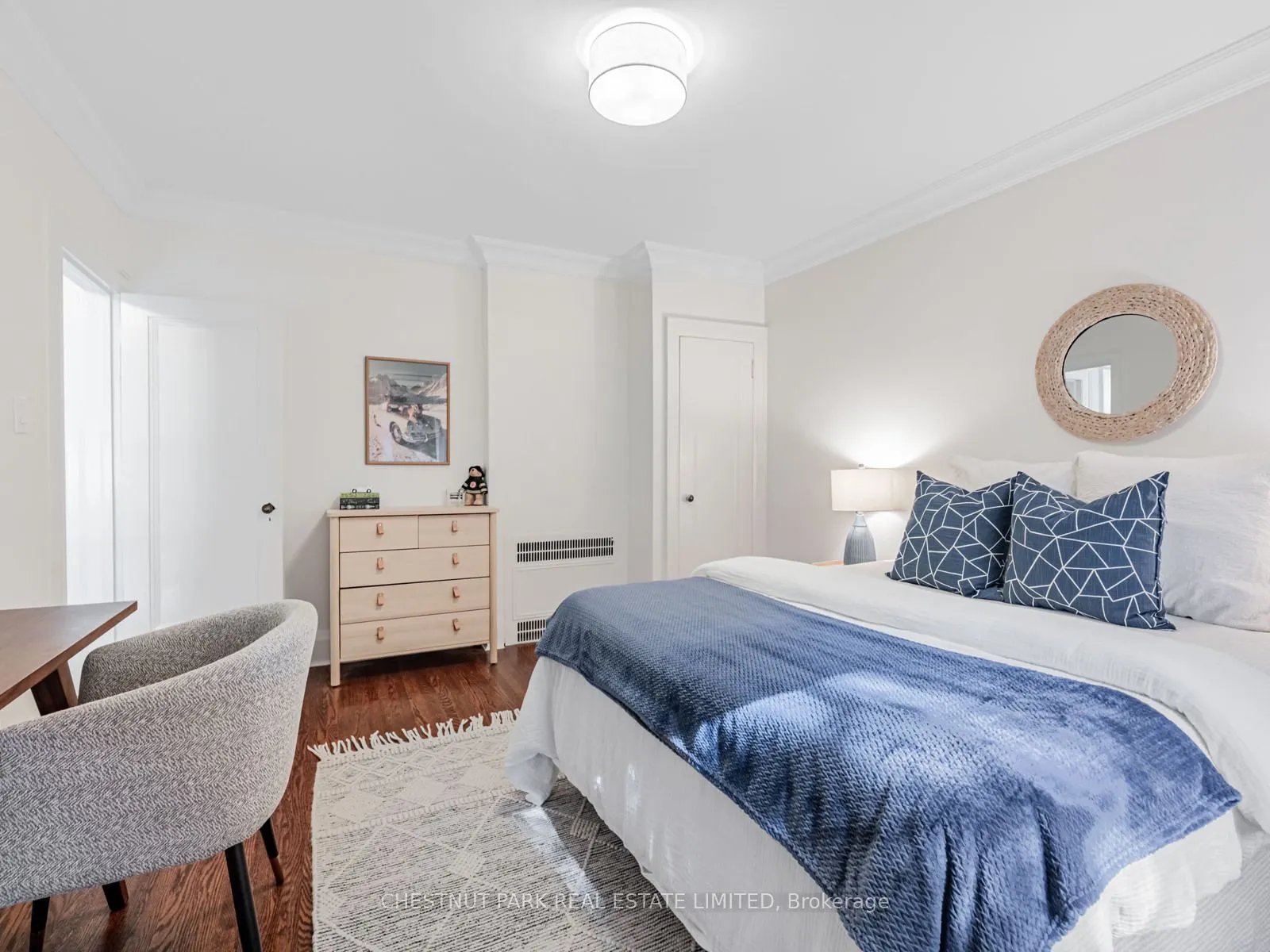 21 Cortleigh Boulevard
