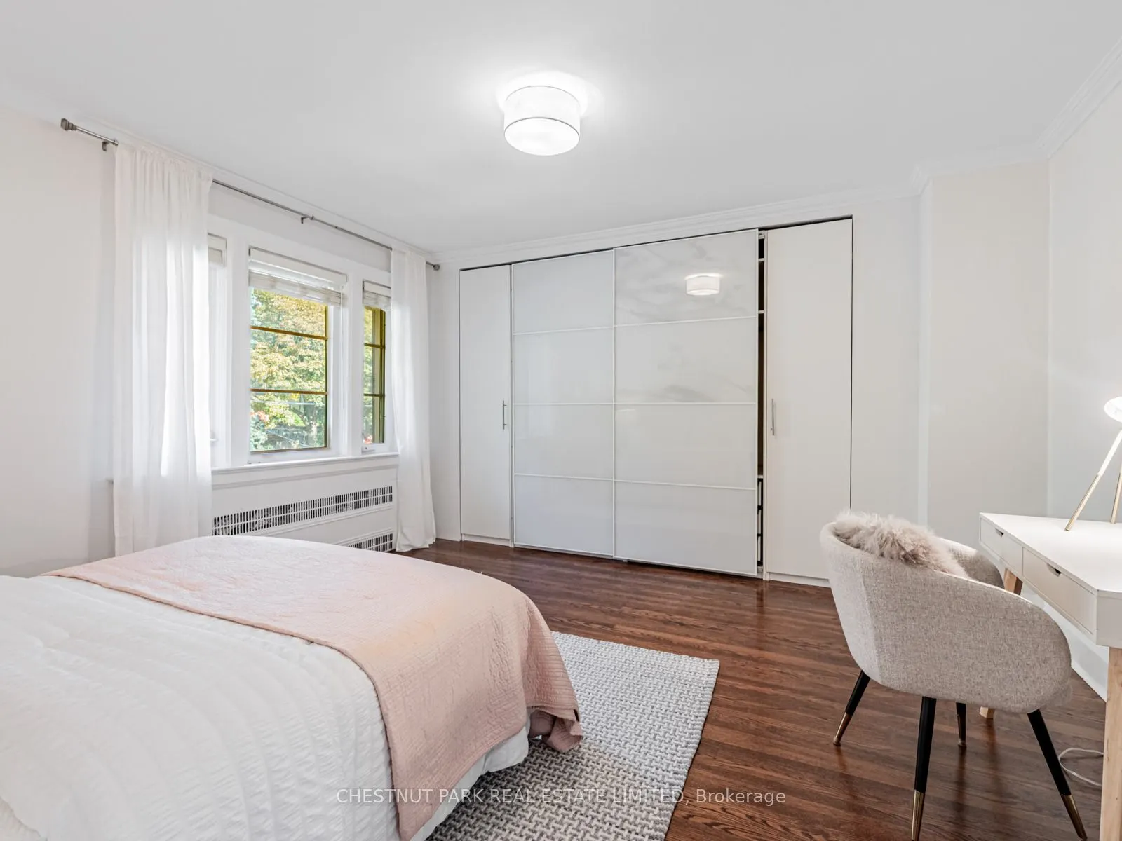 21 Cortleigh Boulevard