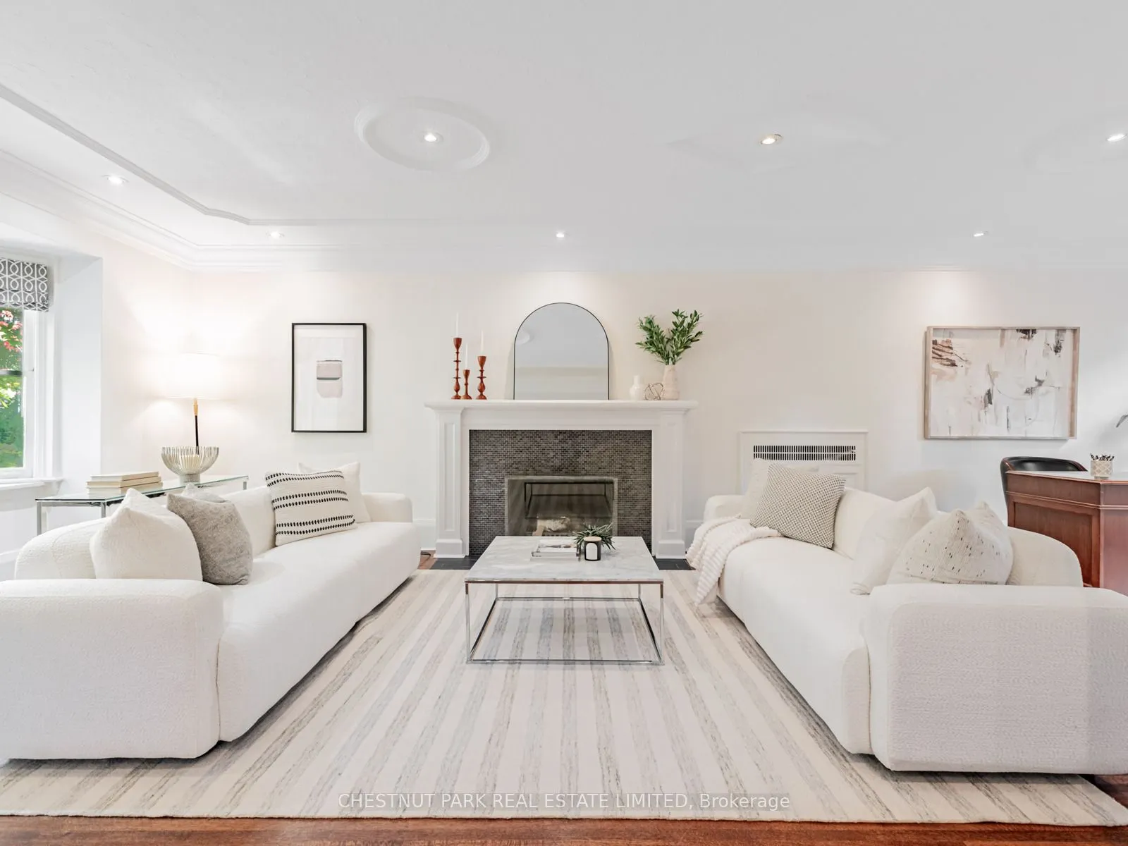 21 Cortleigh Boulevard