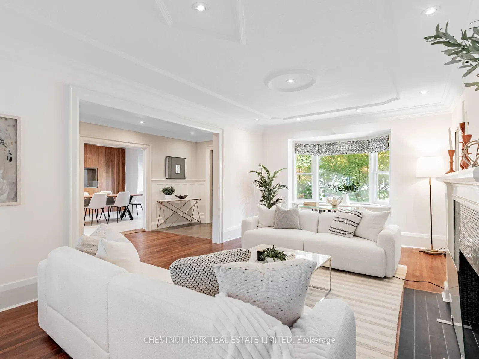 21 Cortleigh Boulevard