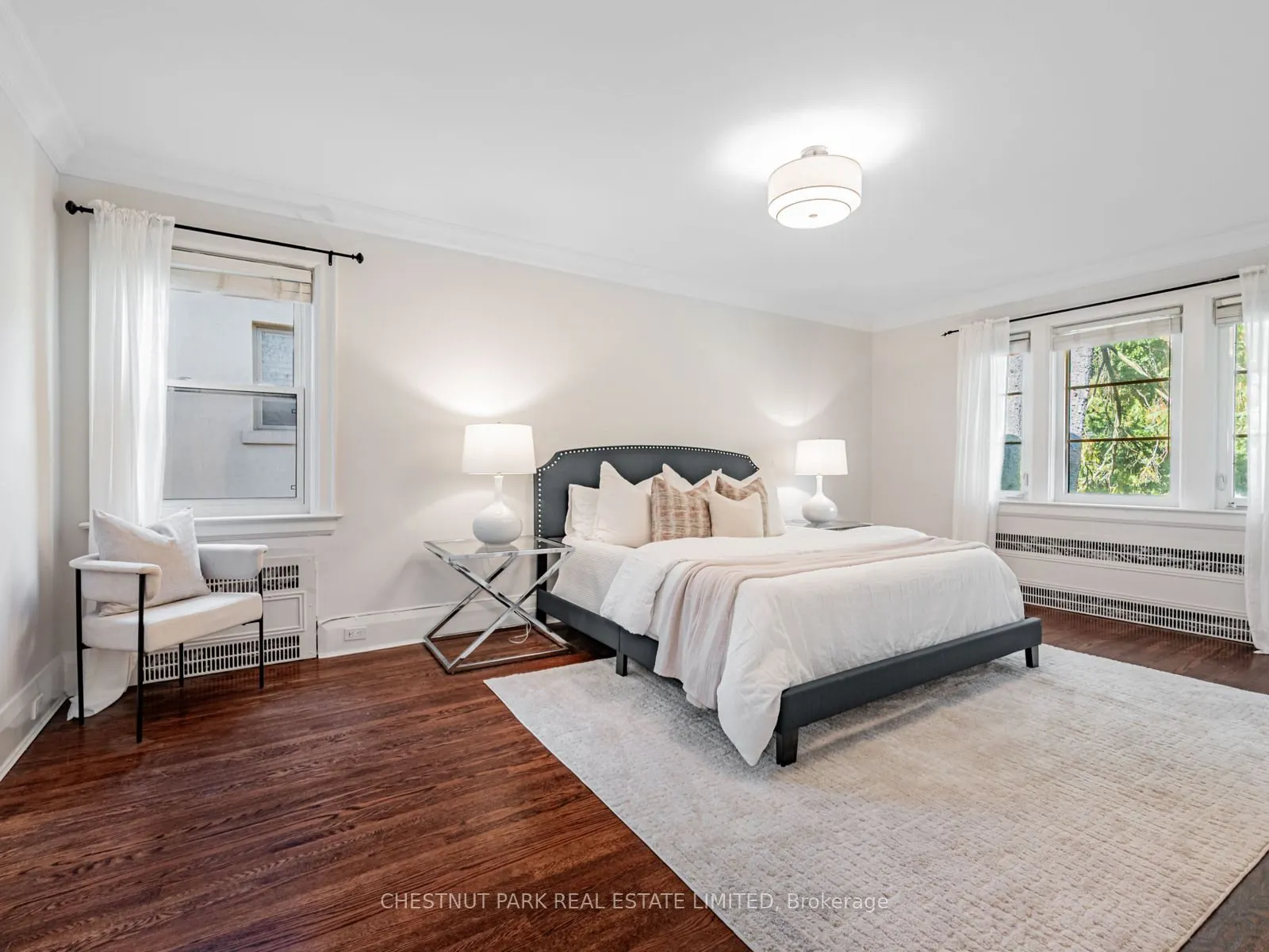 21 Cortleigh Boulevard