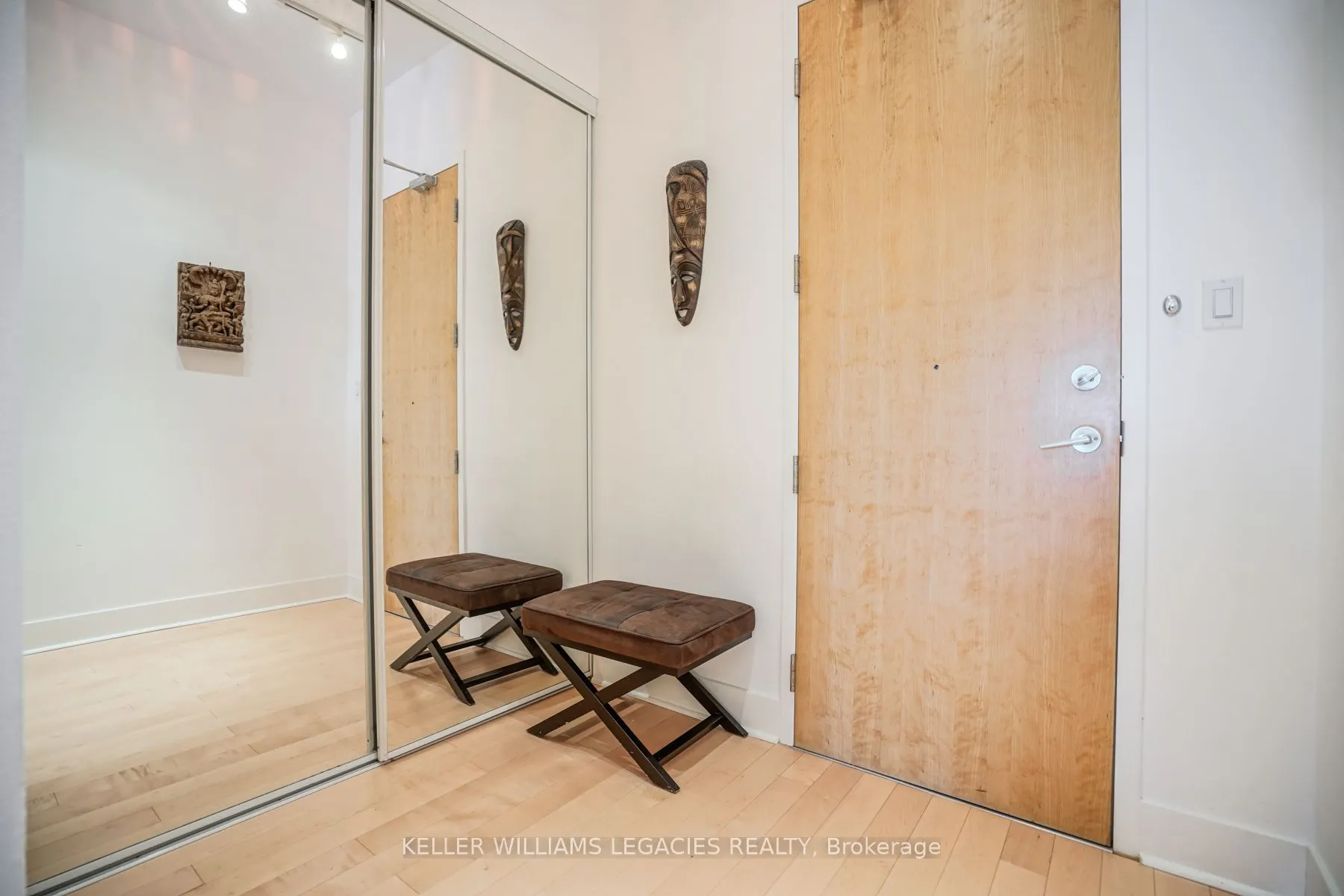562 Eglinton Avenue E, #302