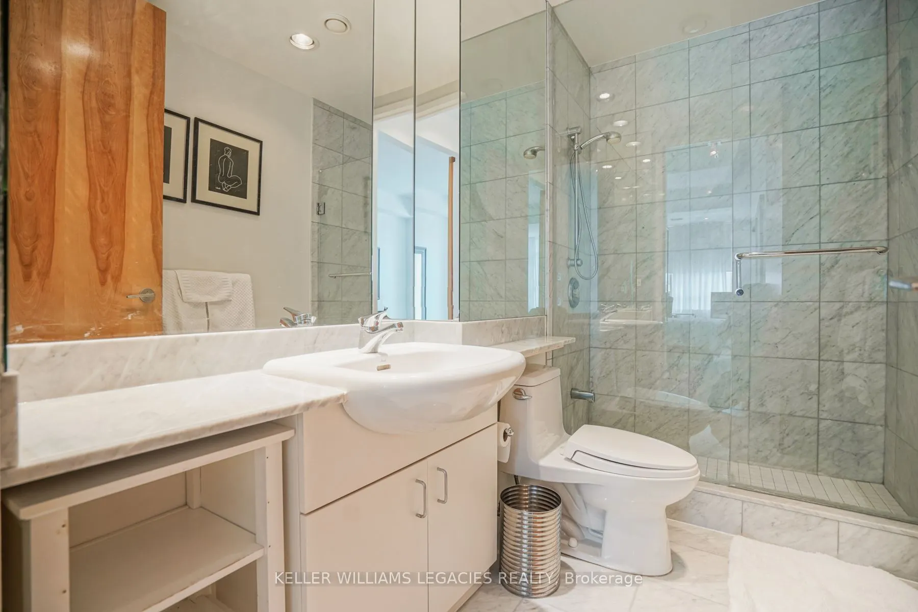 562 Eglinton Avenue E, #302