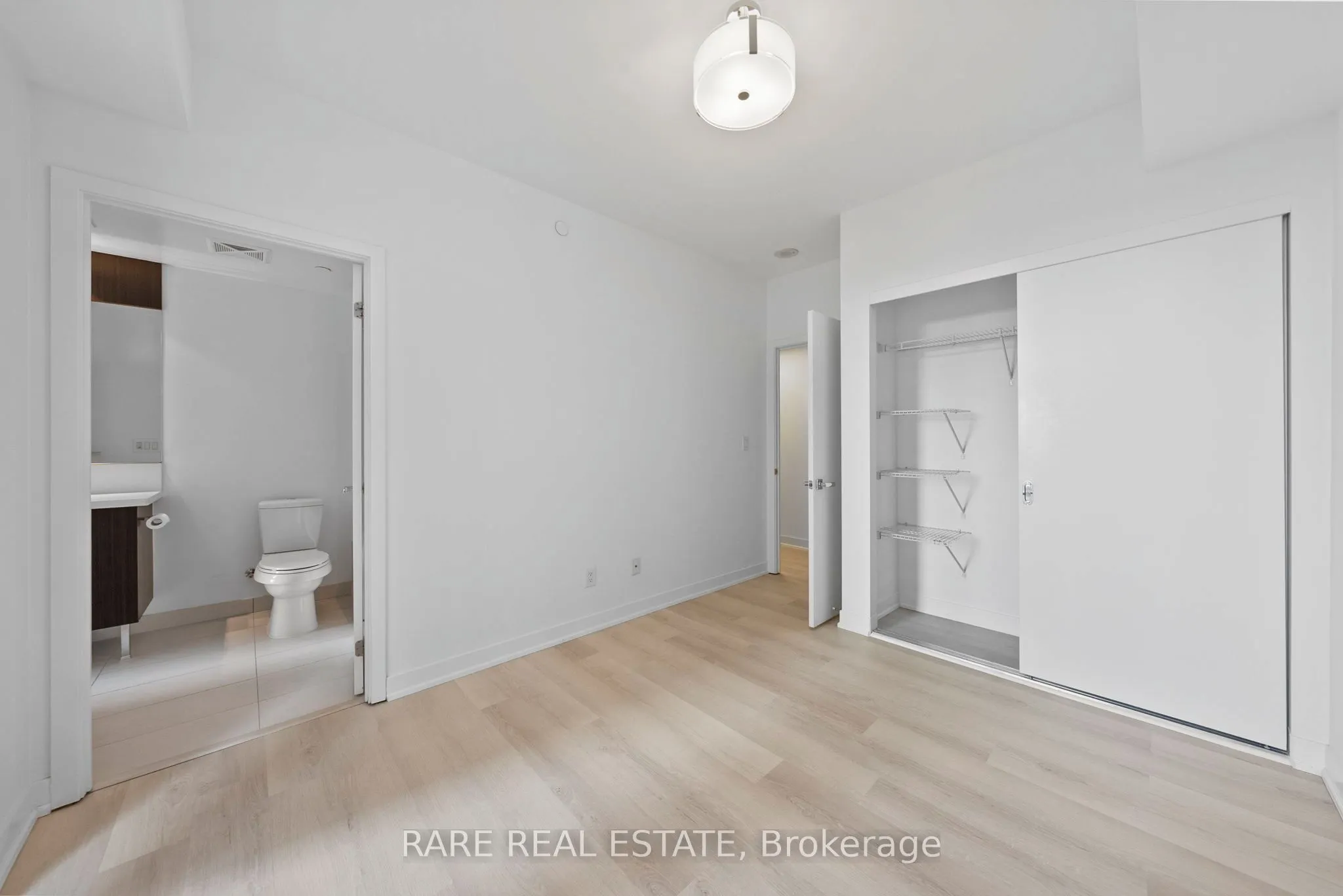 21 Widmer Street, #1602