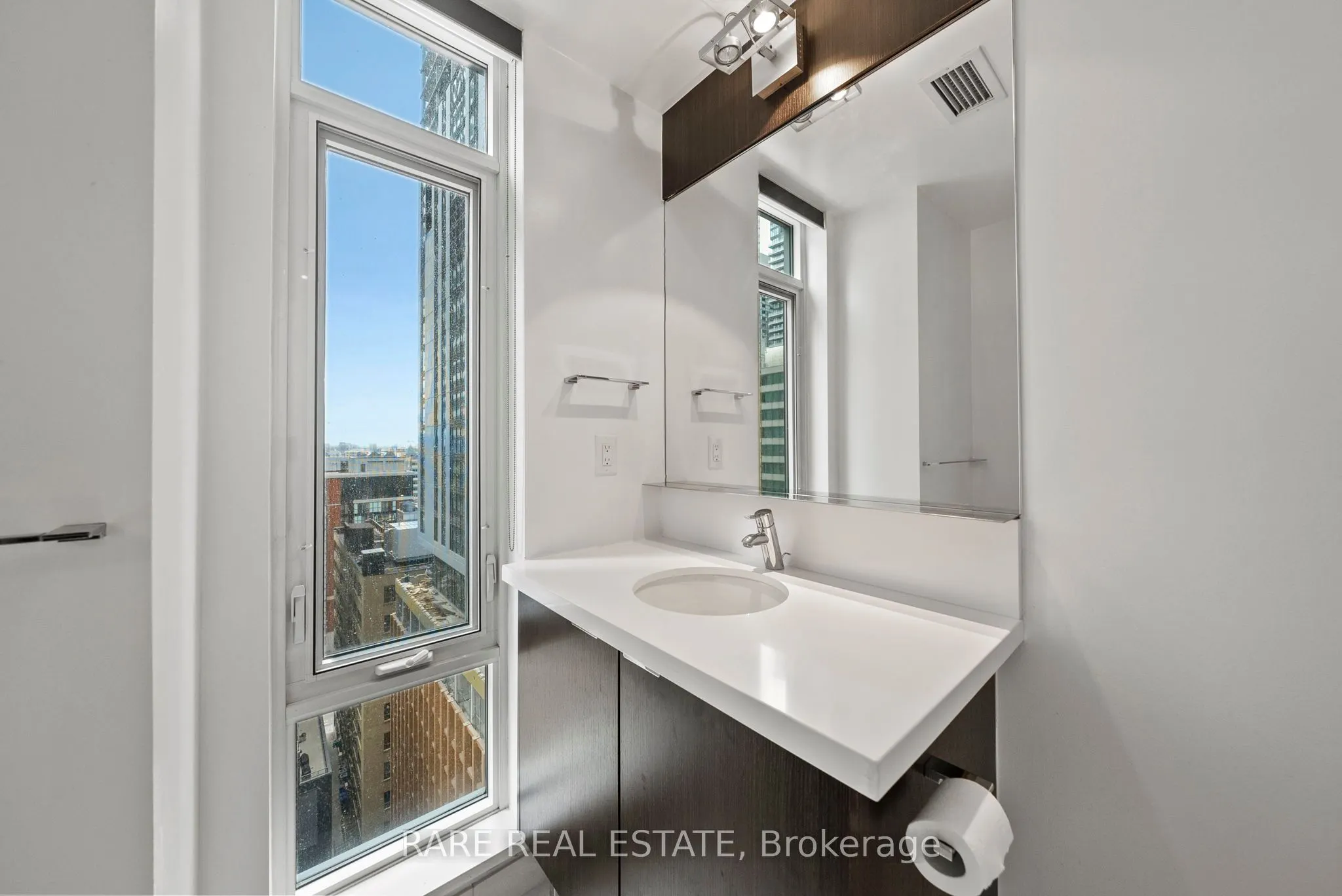 21 Widmer Street, #1602