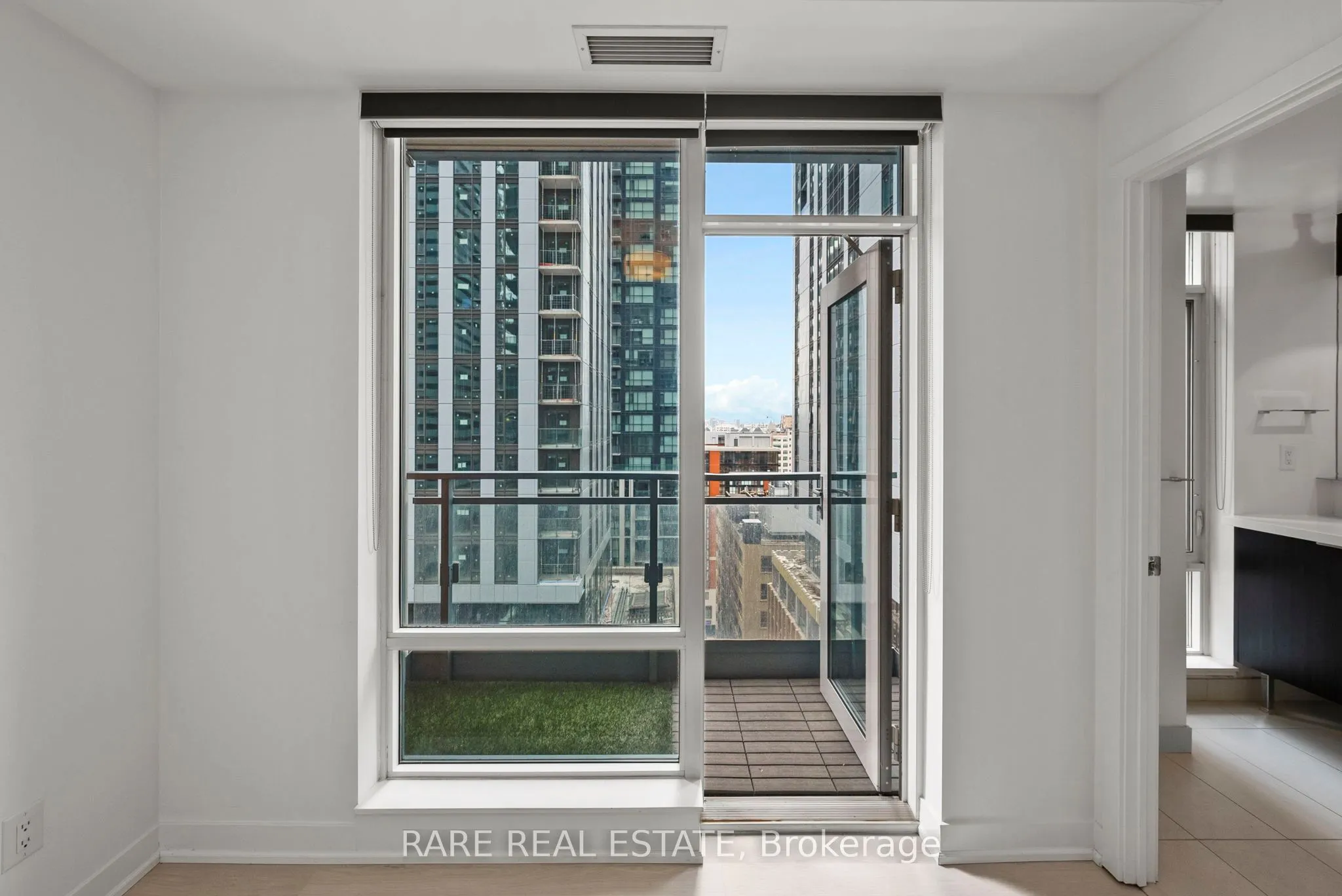 21 Widmer Street, #1602