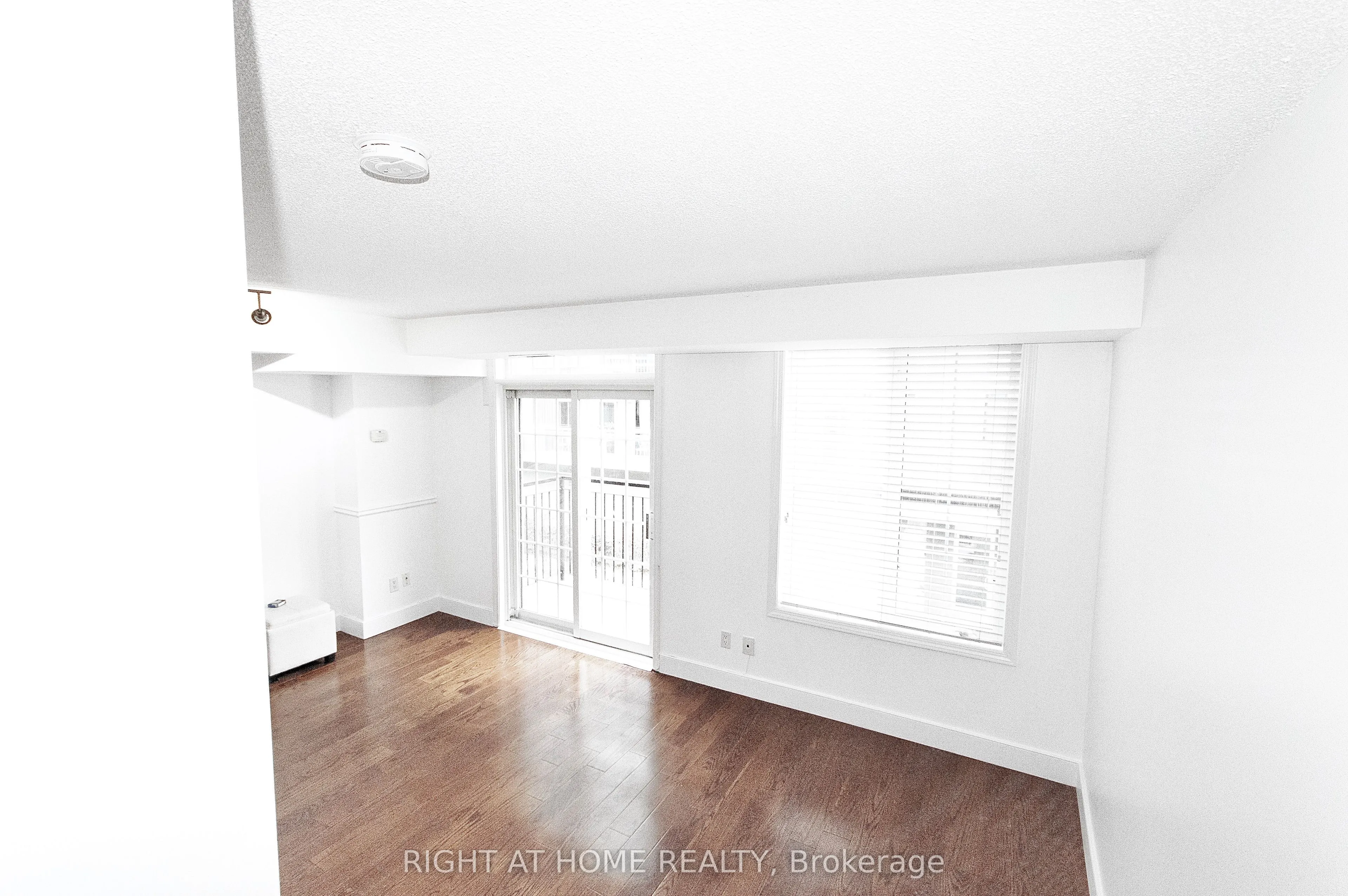 70 Douro Street, #269