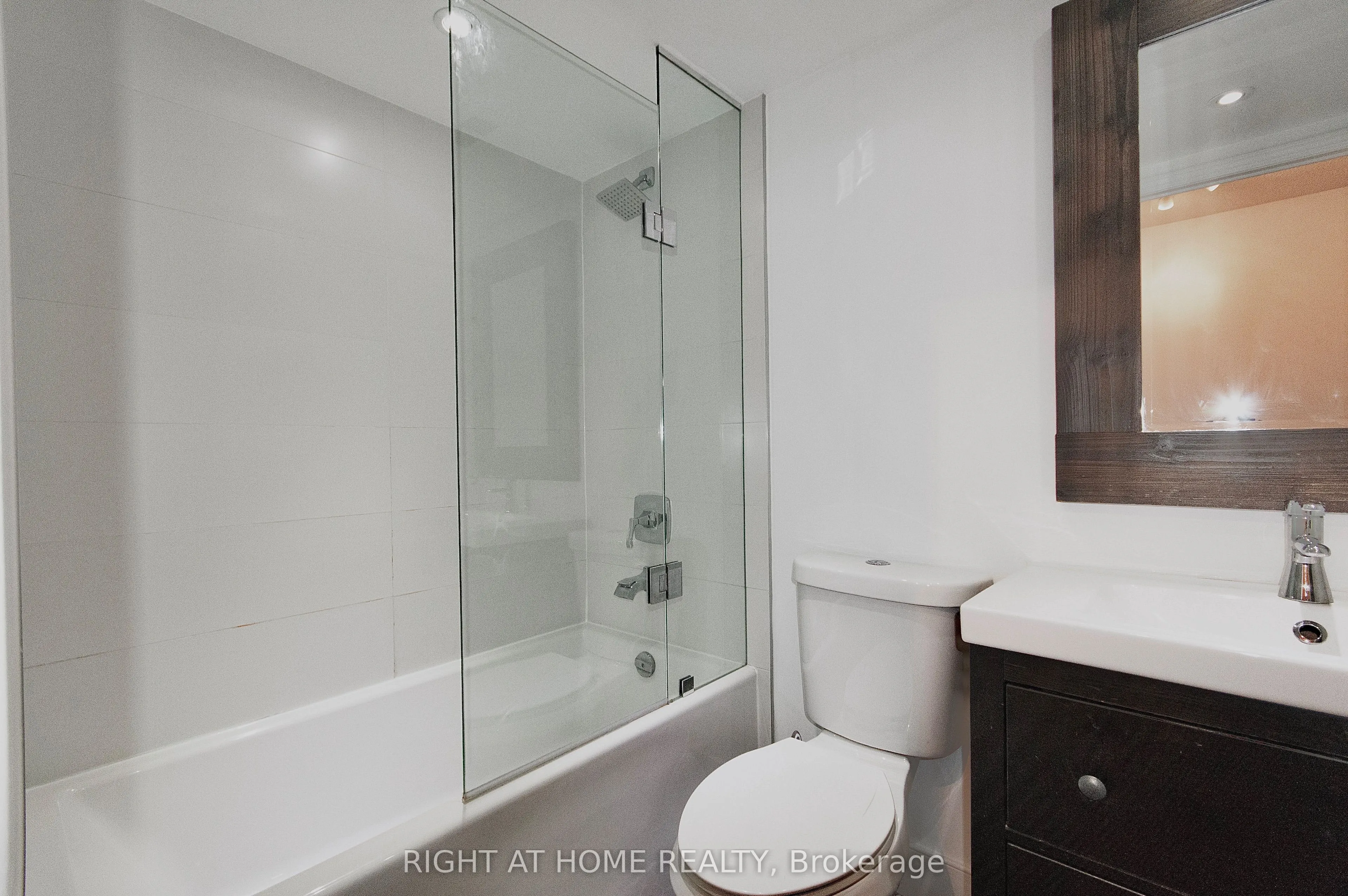 70 Douro Street, #269