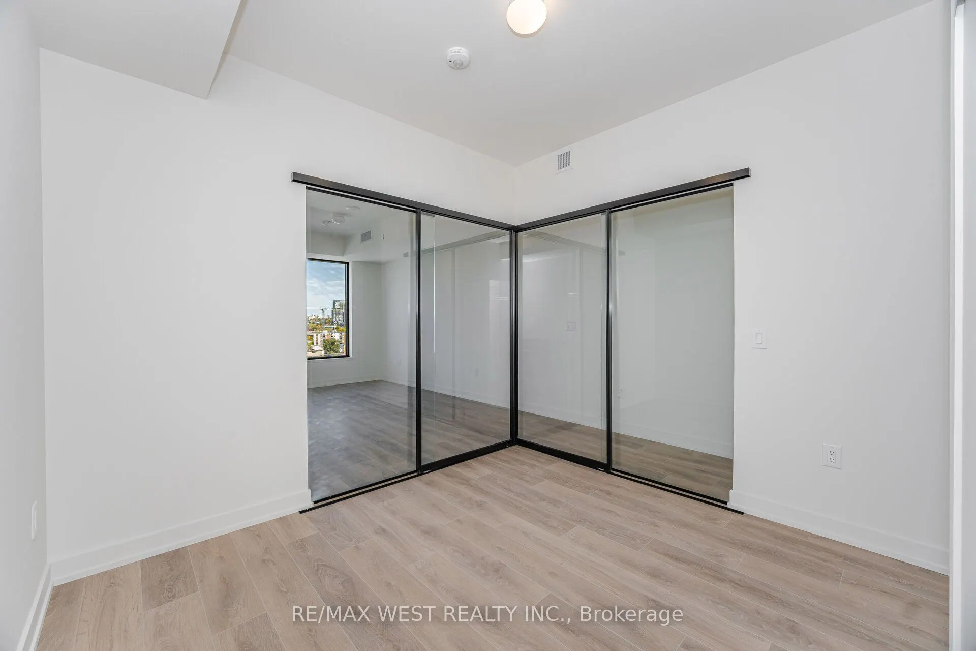 181 Sterling Road, #1113