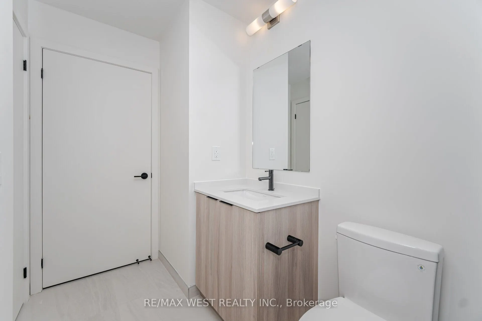 181 Sterling Road, #1113