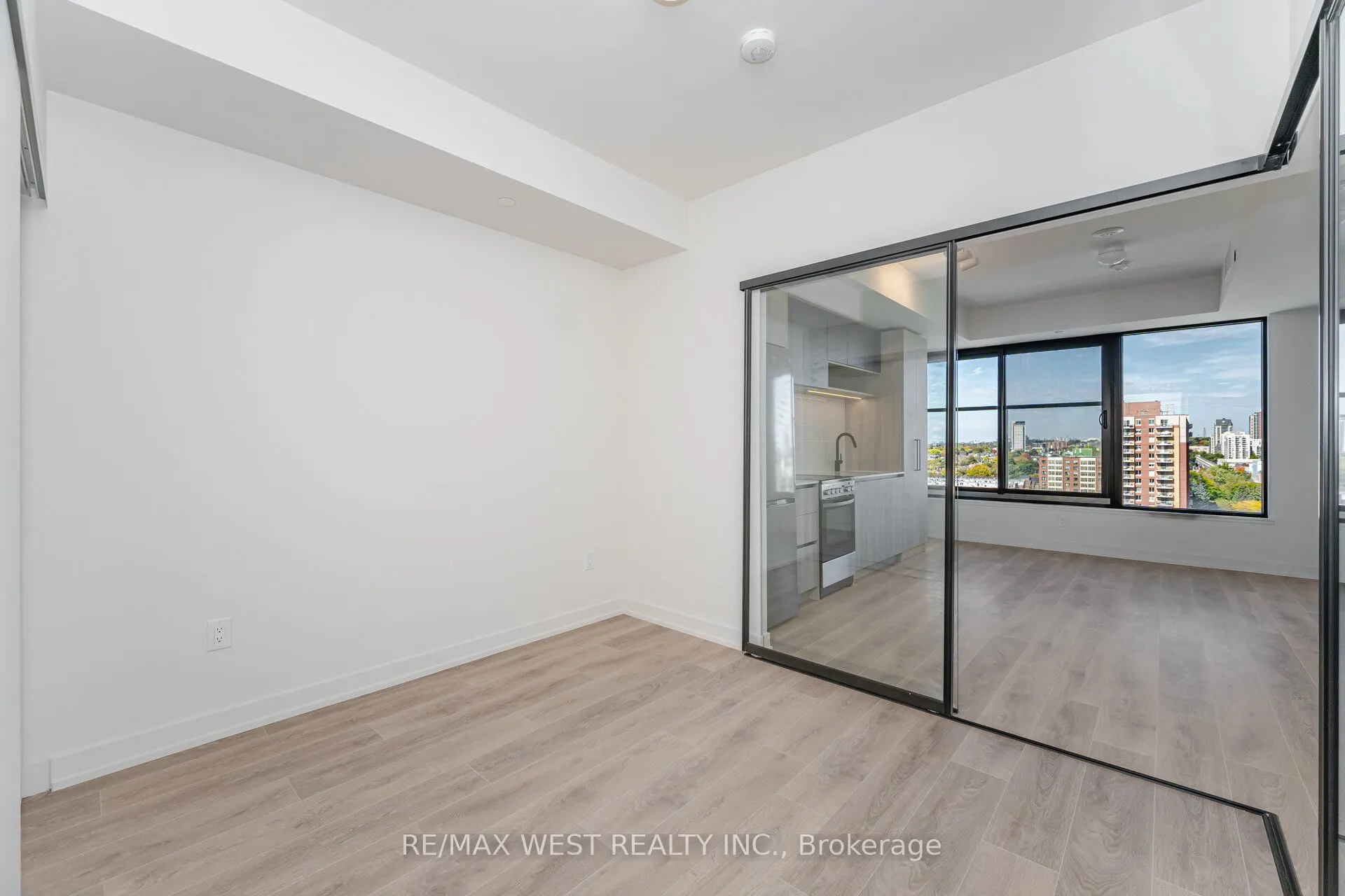 181 Sterling Road, #1113