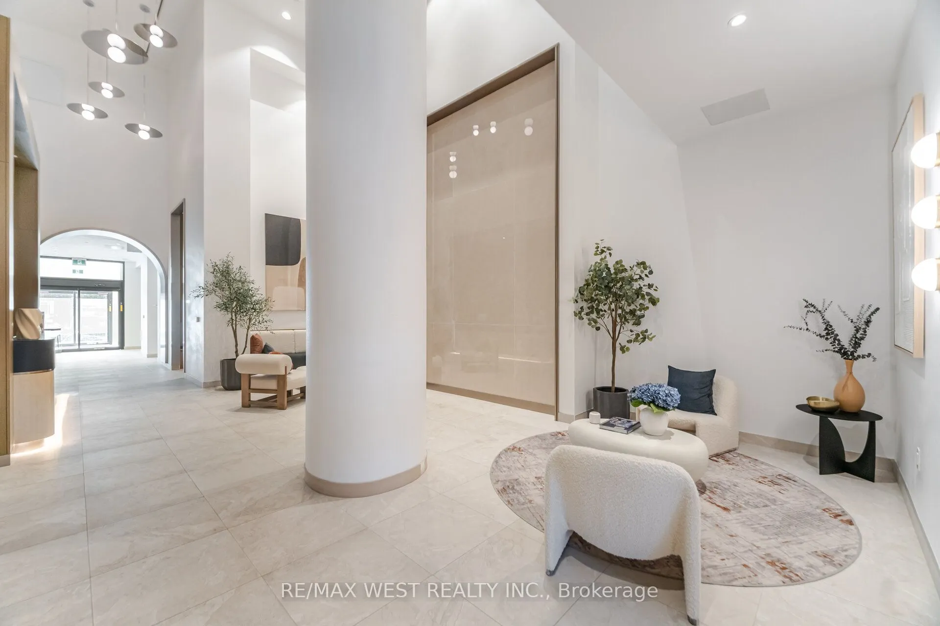 181 Sterling Road, #1113
