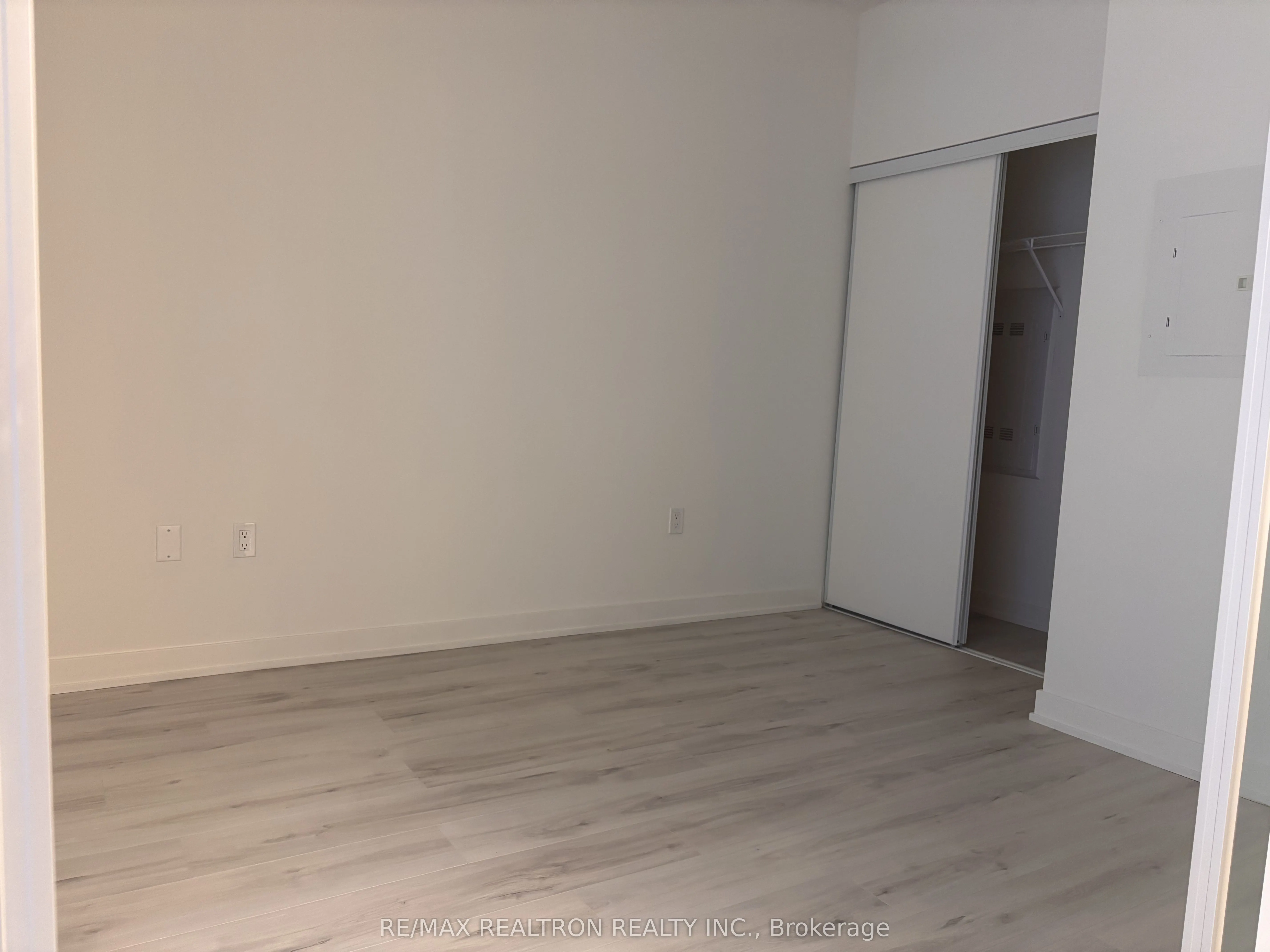 110 Broadway Avenue, #408