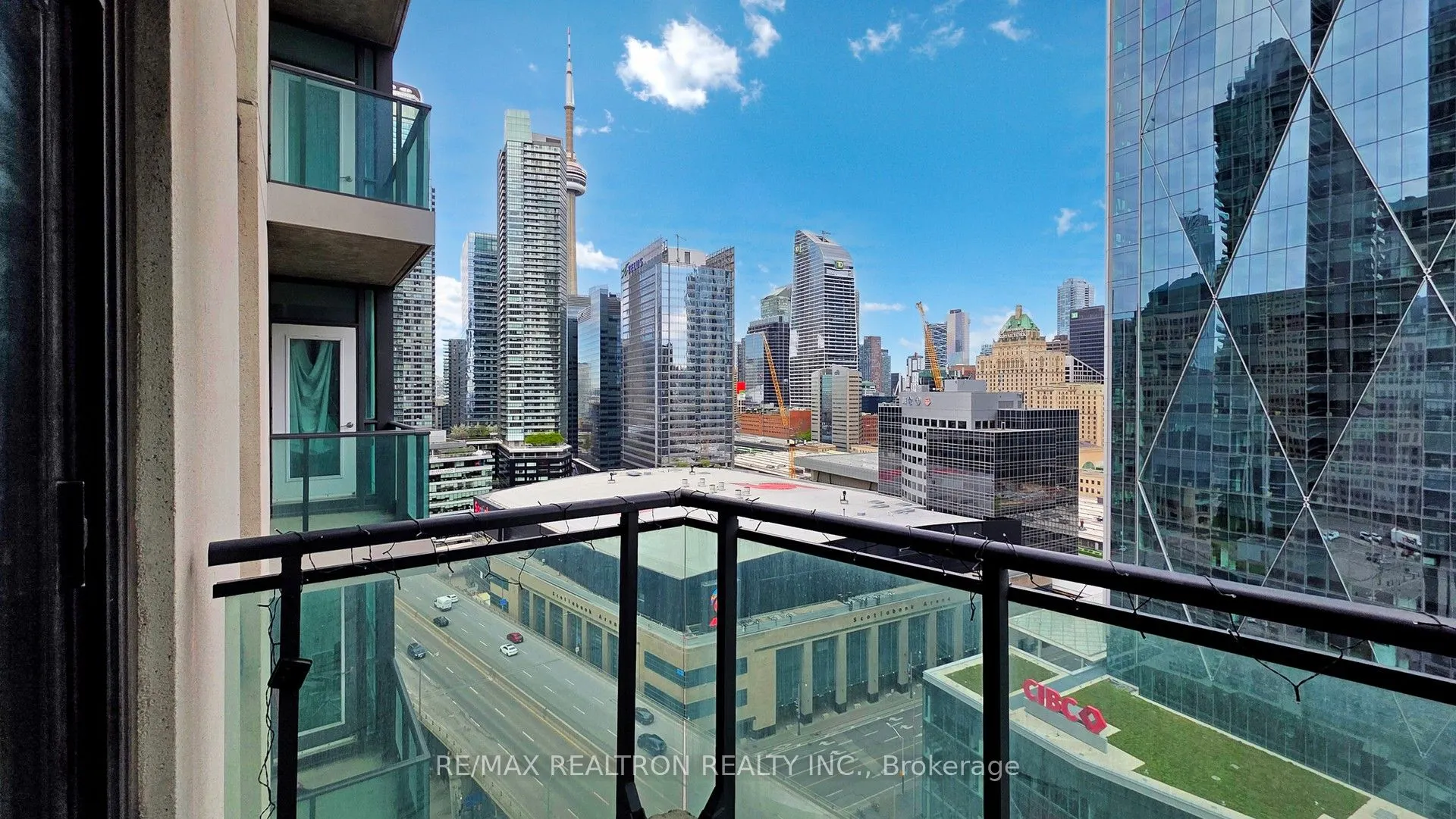 18 Harbour Street, #2104