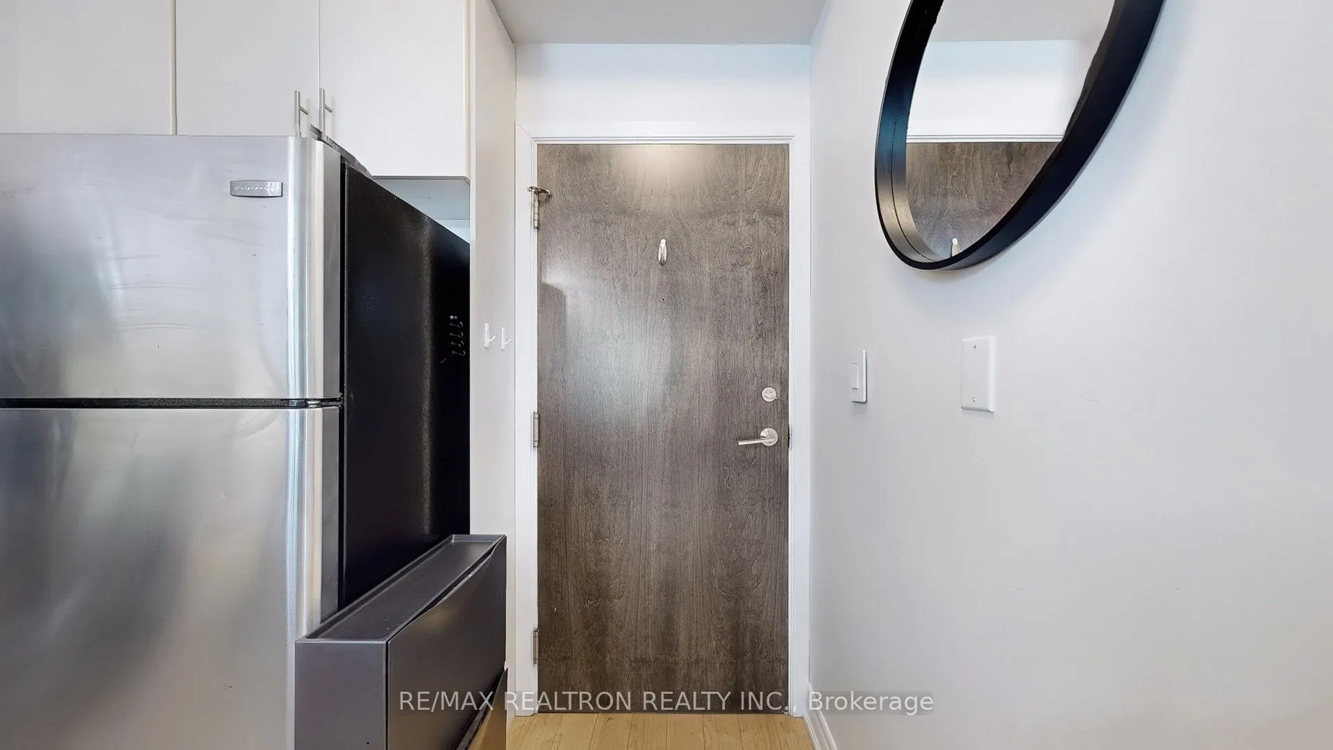18 Harbour Street, #2104