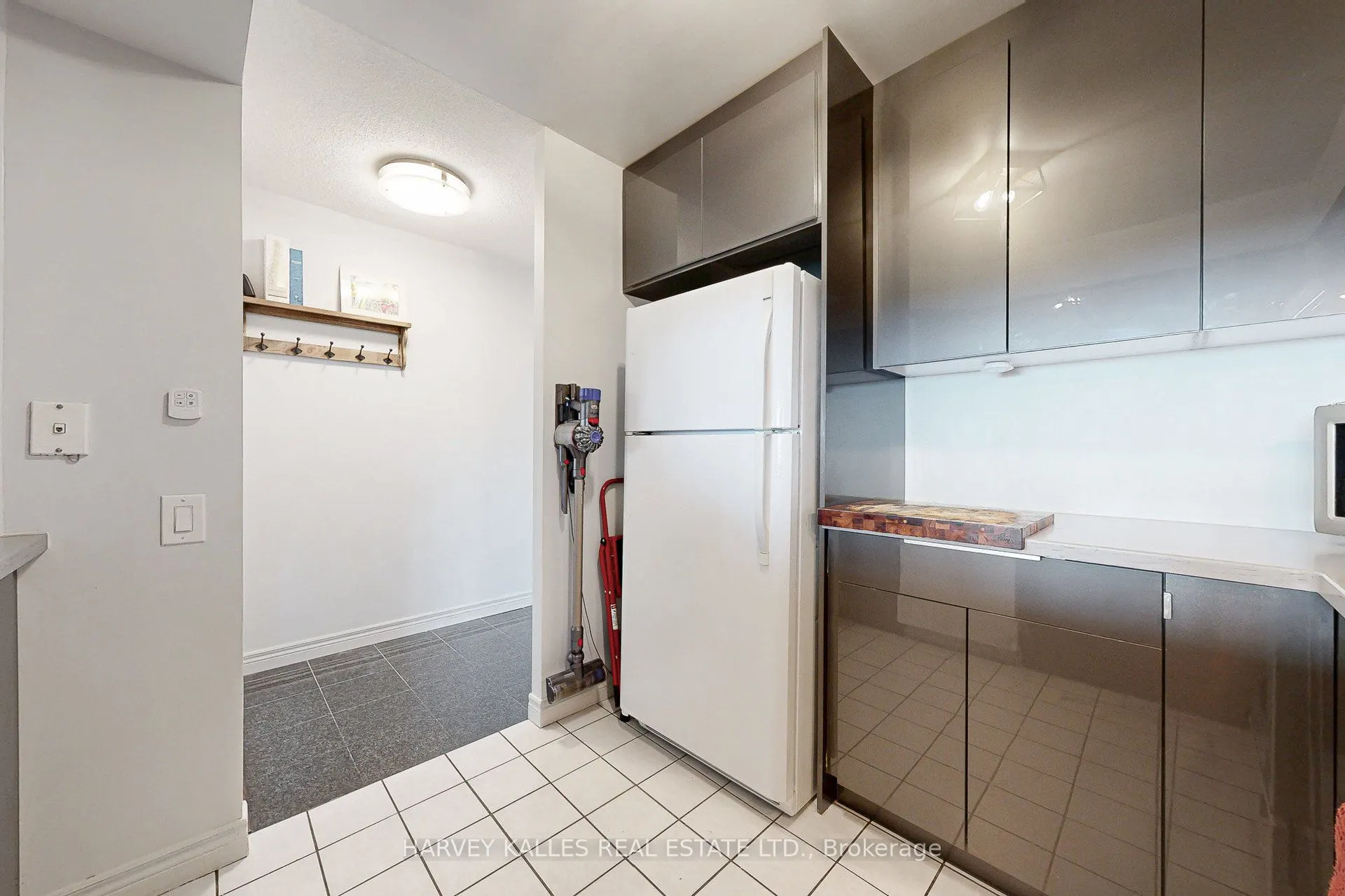 2 Covington Road, #710