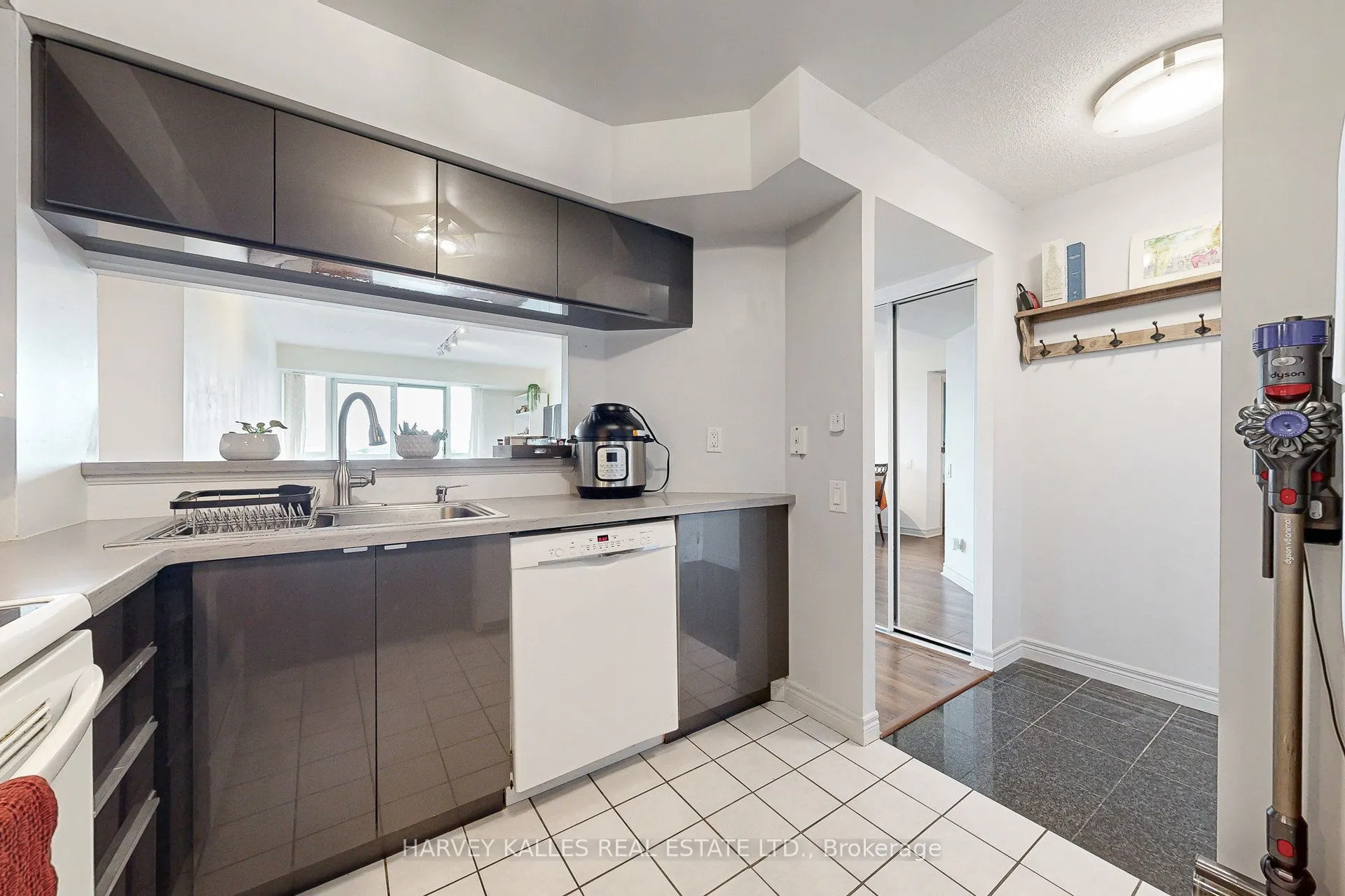 2 Covington Road, #710