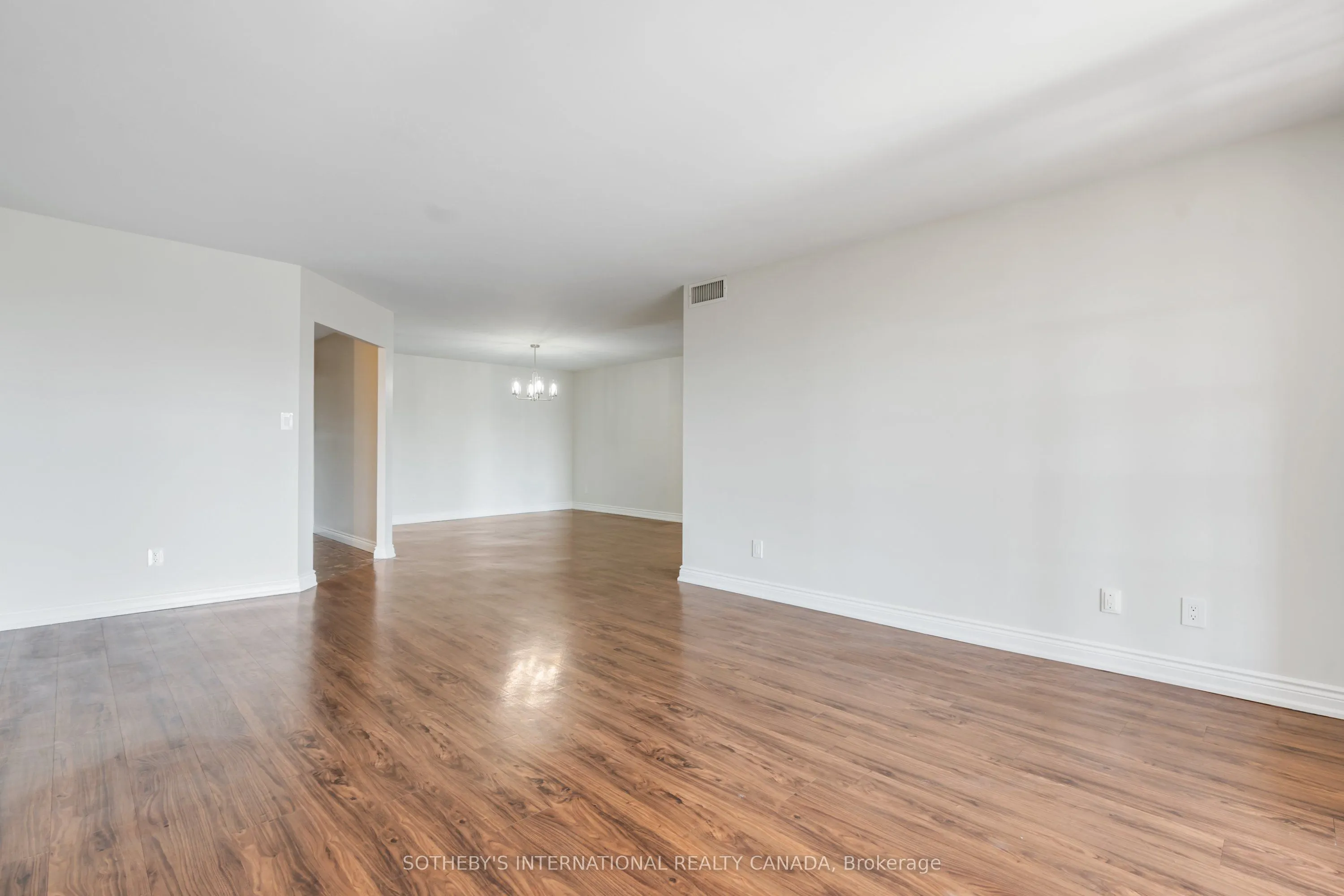 3181 Bayview Avenue, #512