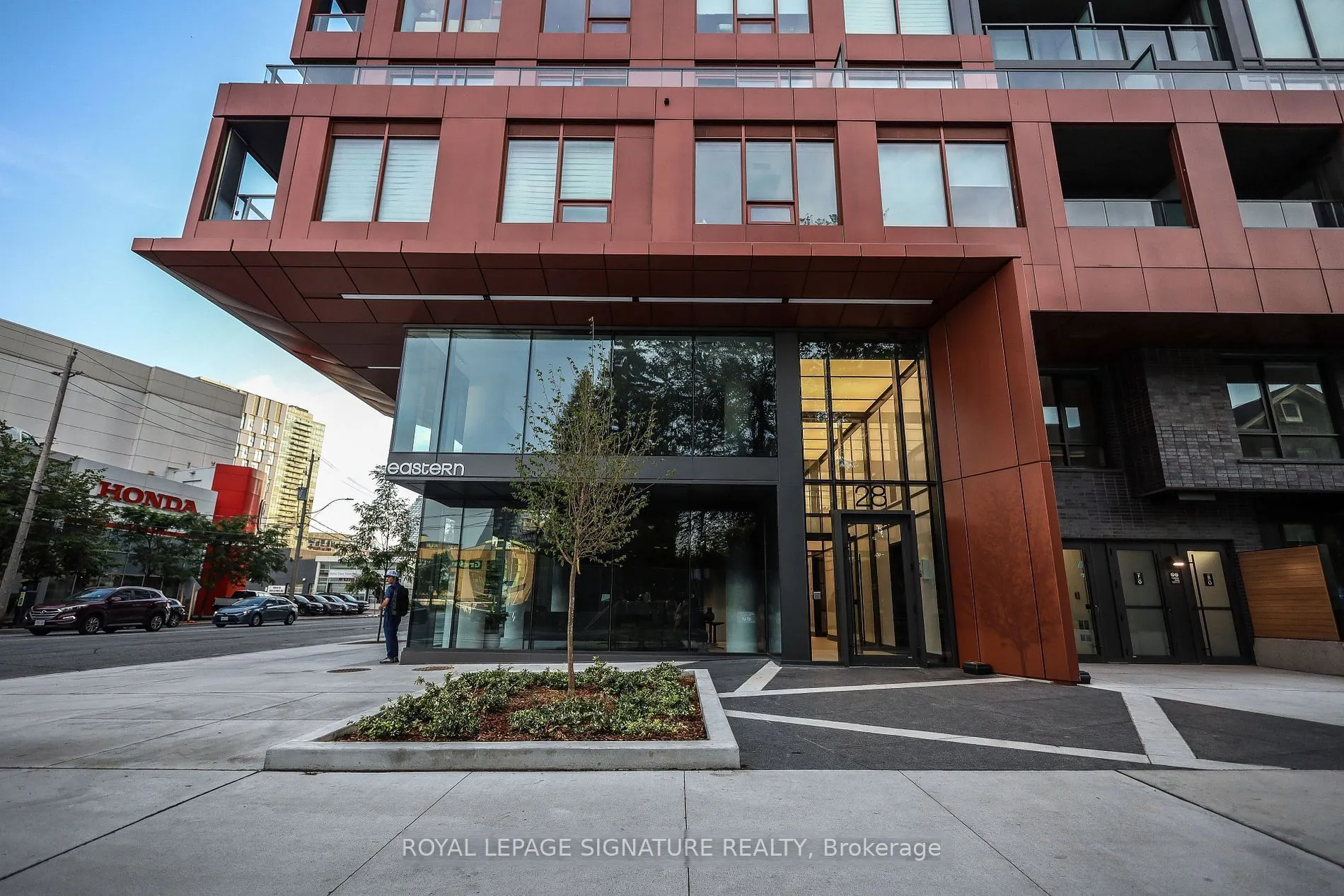28 Eastern Avenue, #624