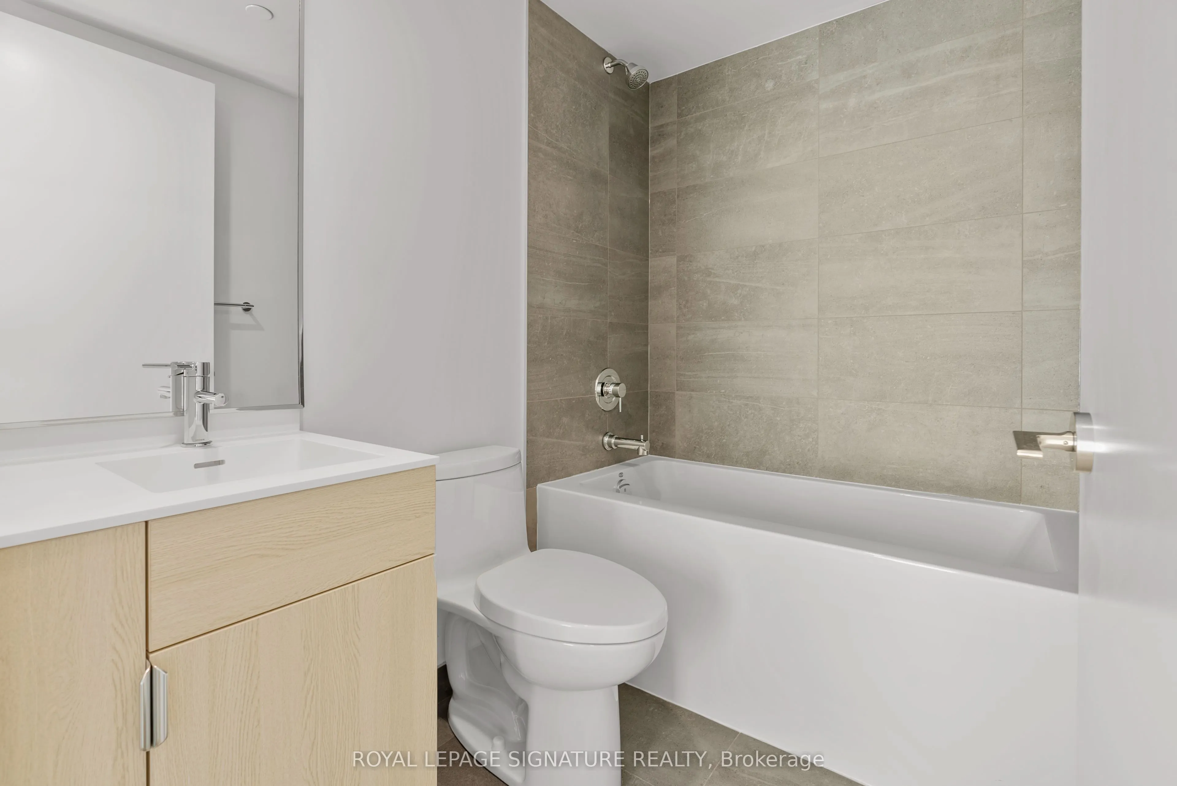28 Eastern Avenue, #624
