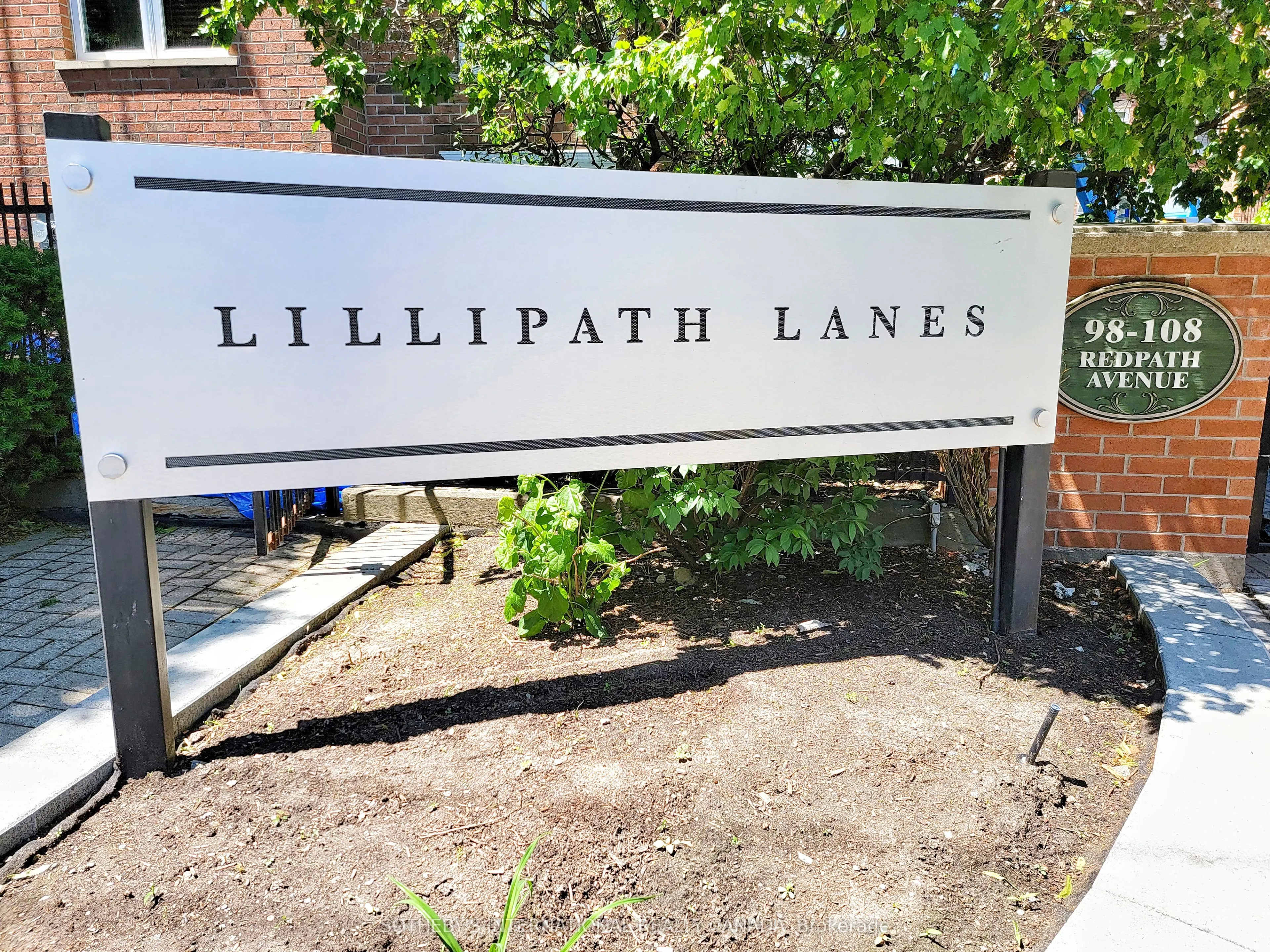 108 Redpath Avenue, #28