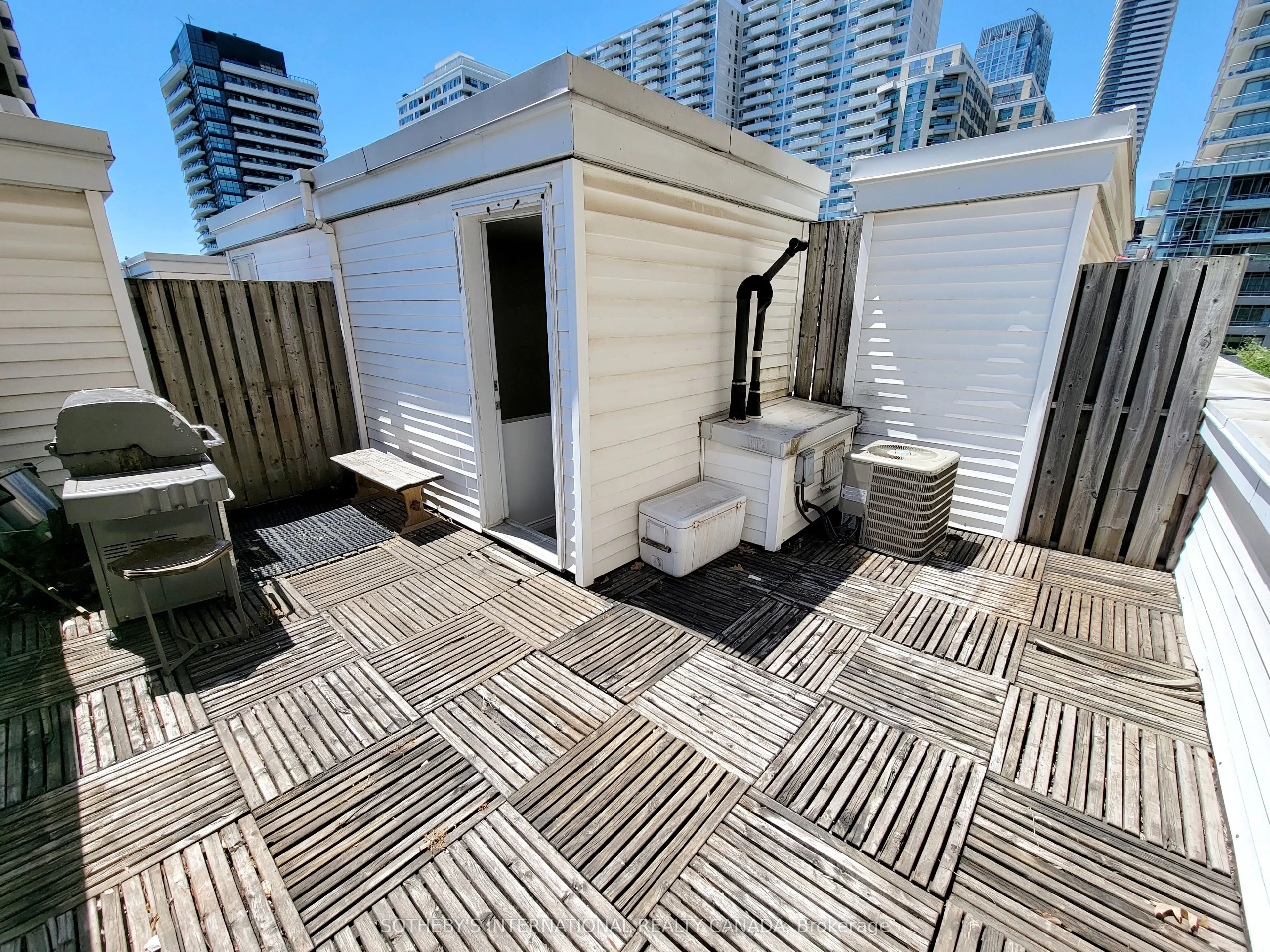 108 Redpath Avenue, #28